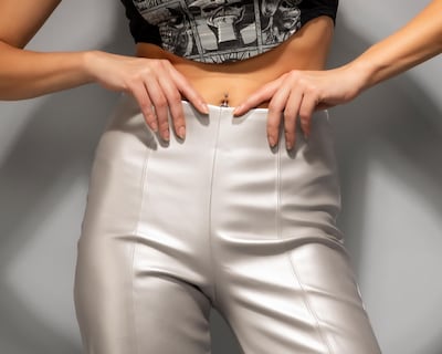 Foto 4 | Pantalón Ancho Strona Plateado Juvenil
