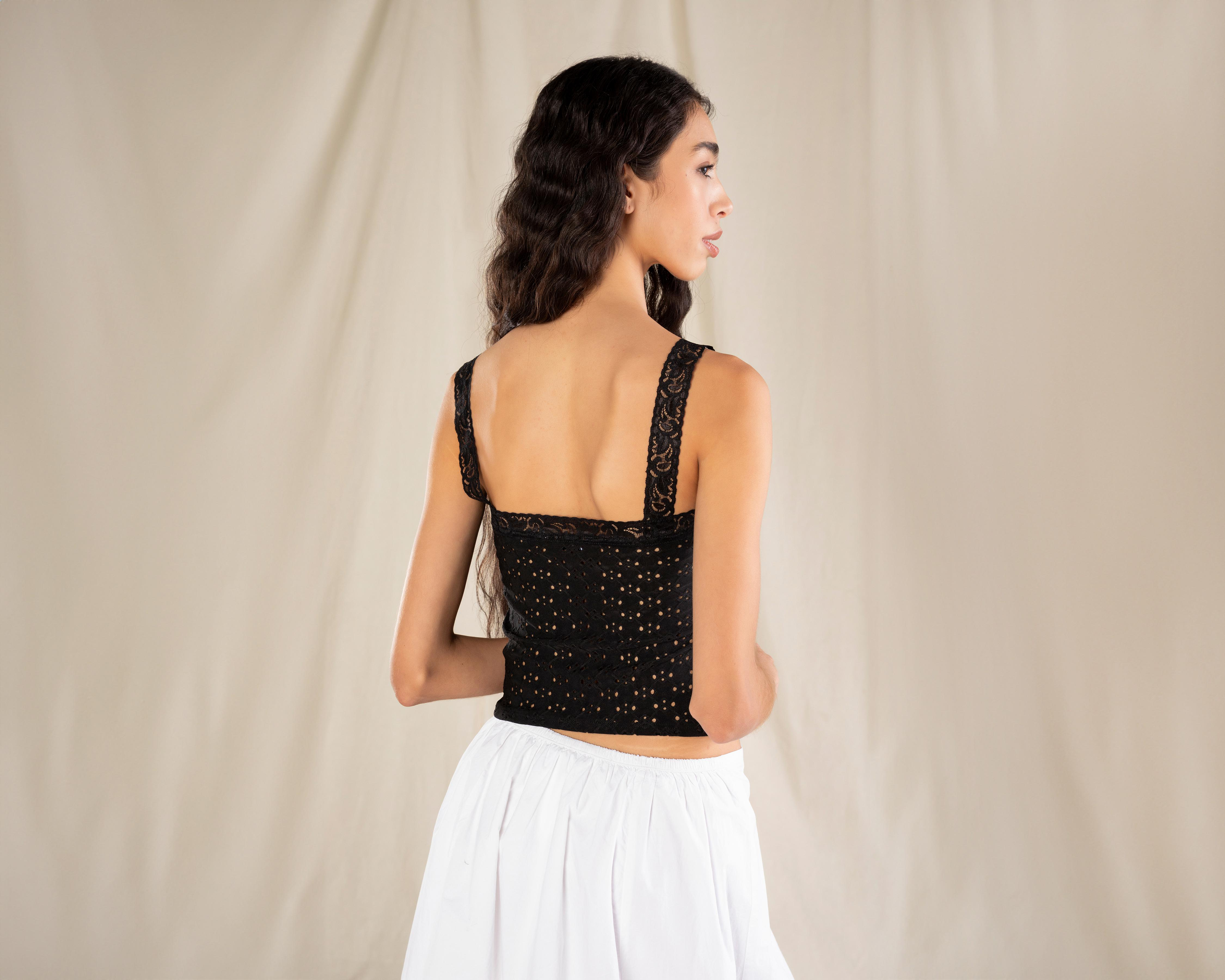 Foto 4 pulgar | Blusa con Eyelet Strona para Mujer