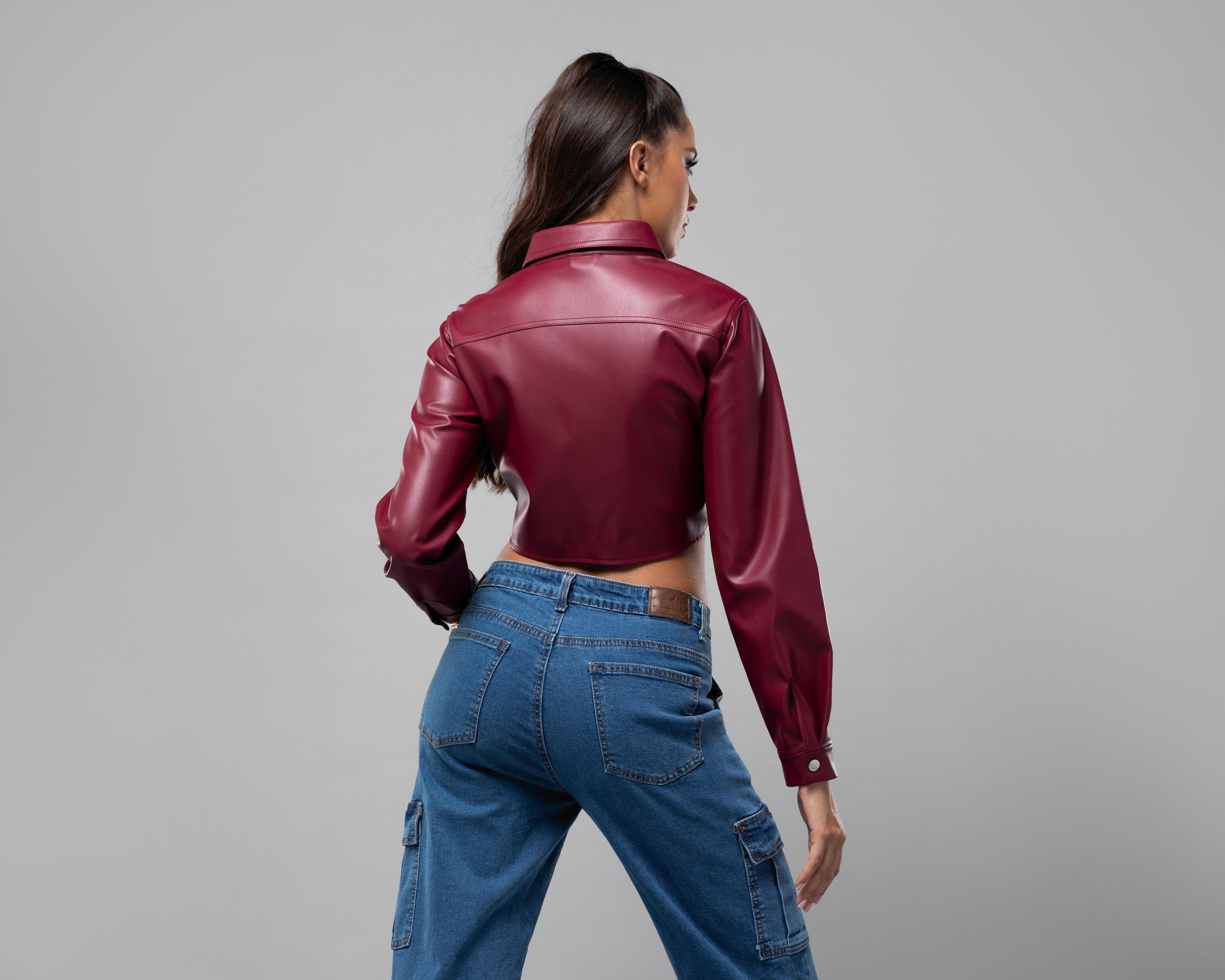 Foto 4 pulgar | Chamarra Jennifer Lopez con Botones Roja