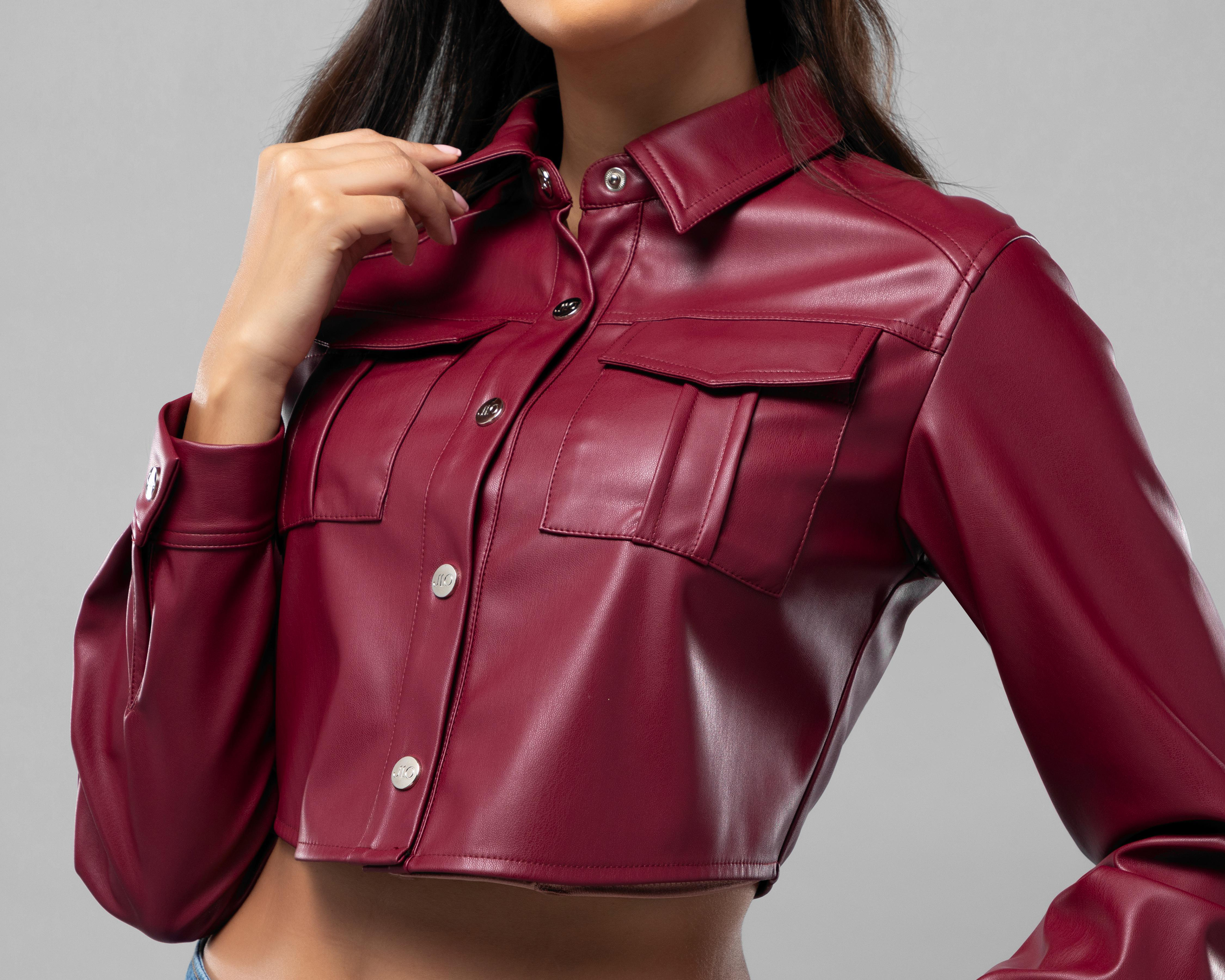 Foto 4 | Chamarra Jennifer Lopez con Botones Roja