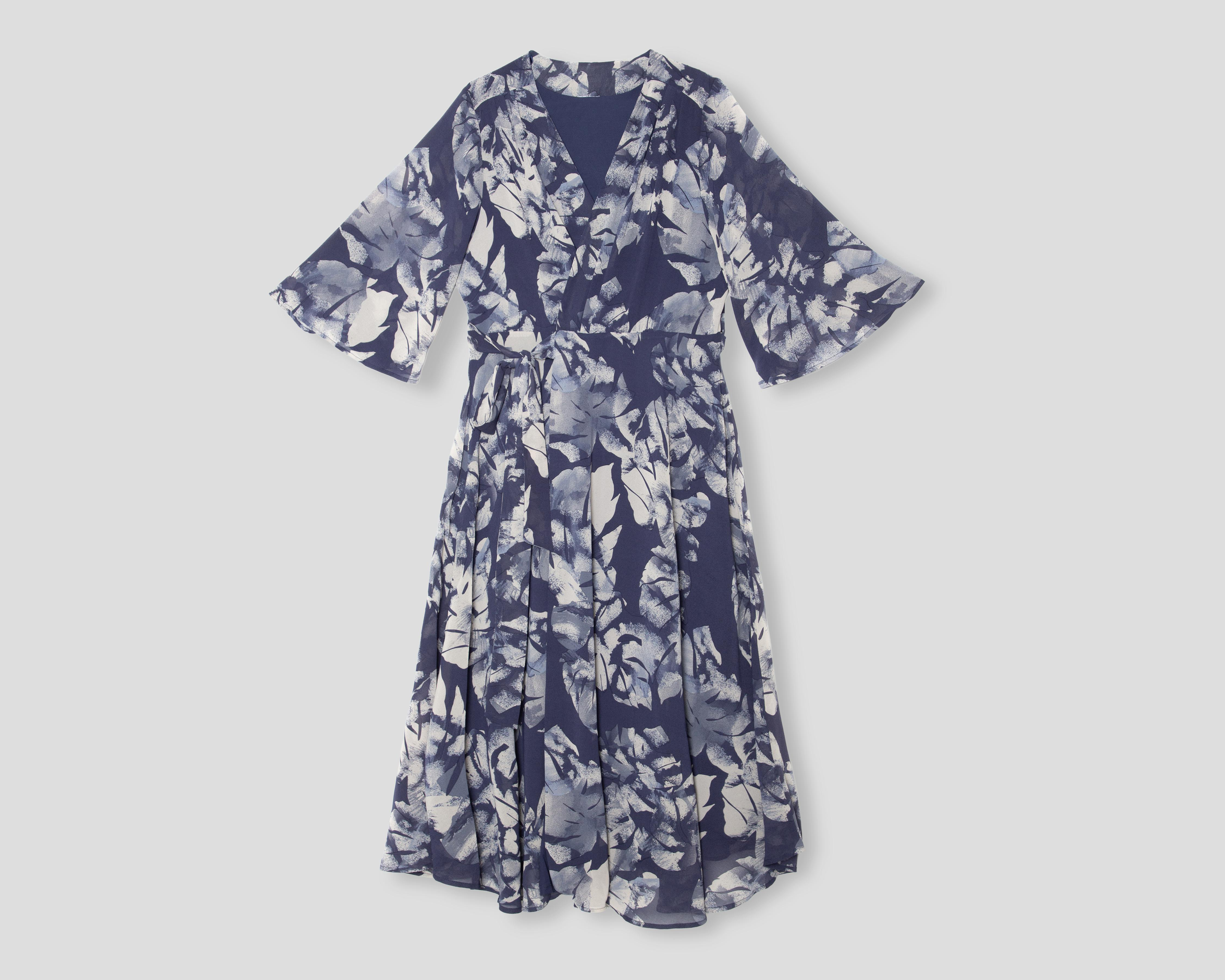 Vestido de Coctel Sahara Azul Marino Floral con Escote V para Mujer $599
