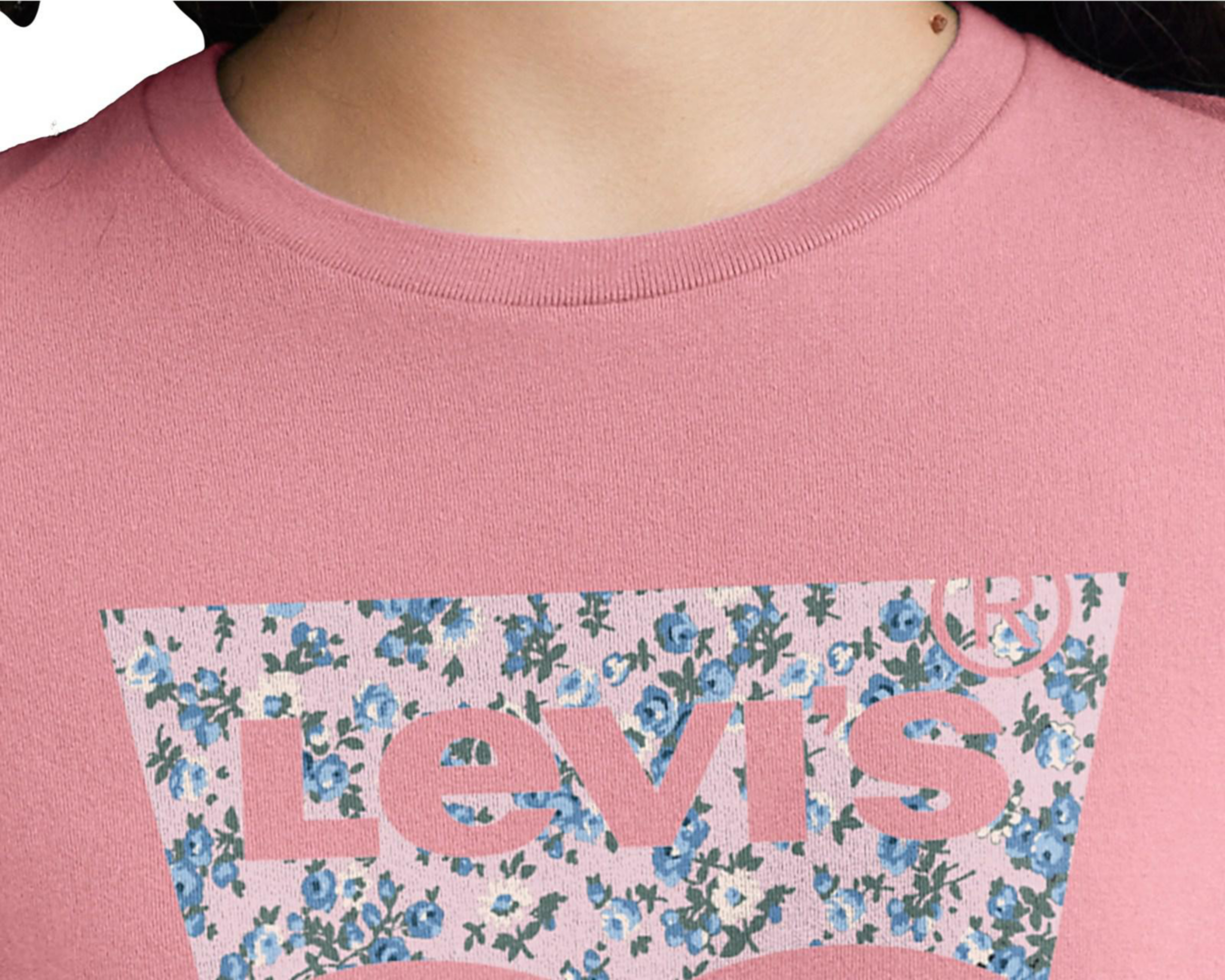 Foto 4 pulgar | Playera Levi's Perfect Tee para Mujer
