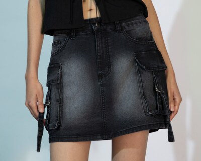 Foto 4 | Falda Corta Strona con Bolsillos