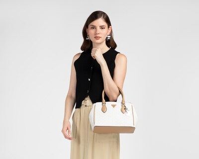 Foto 6 | Bolsa de Mano Guess Doretta