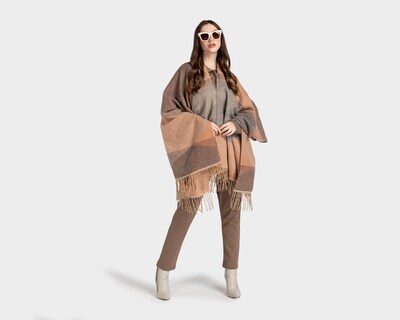 Foto 2 | Capa Sahara para Mujer