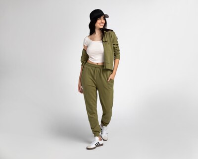 Foto 2 | Pants y Chamarra Verde Refill para Mujer