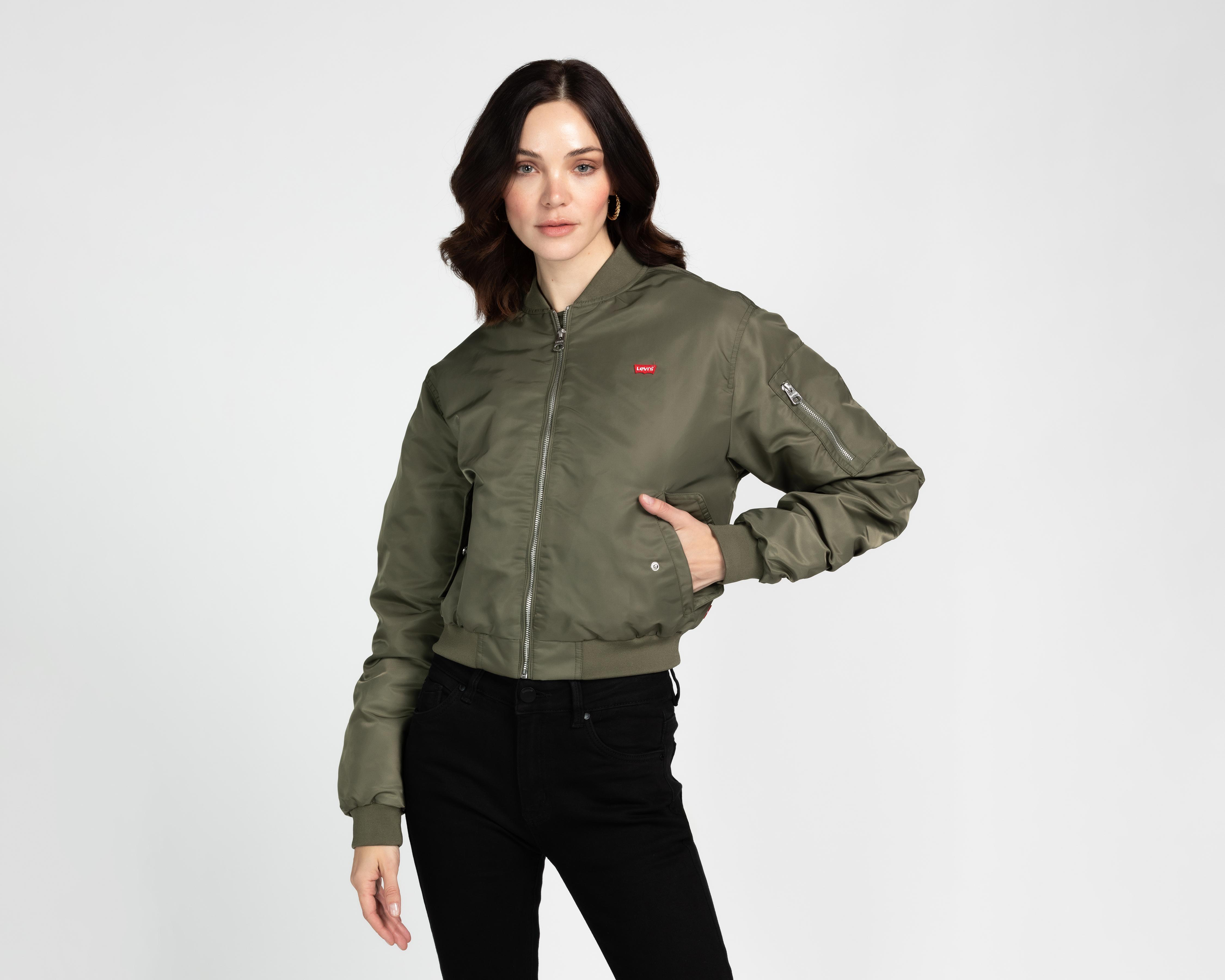 Chamarra Verde Levi's para Mujer $1,499