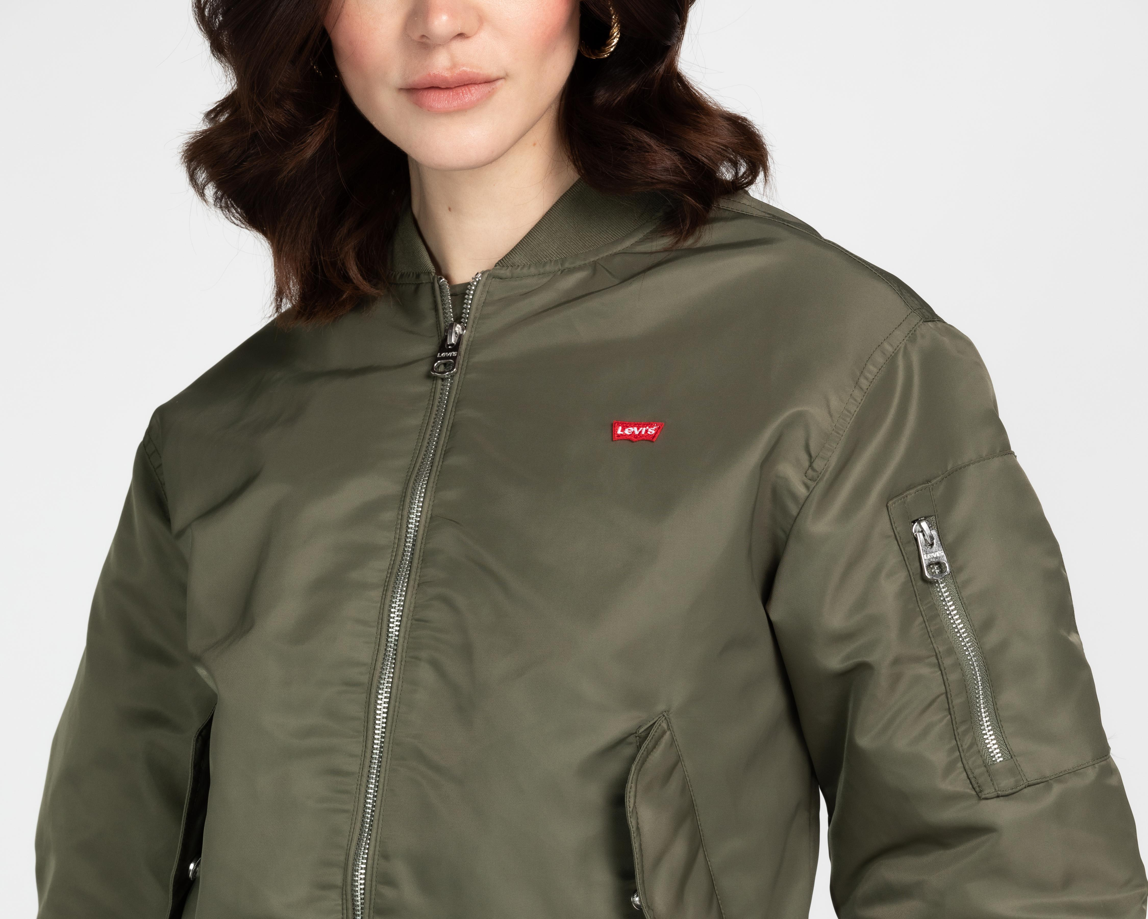 Foto 5 pulgar | Chamarra Verde Levi's para Mujer