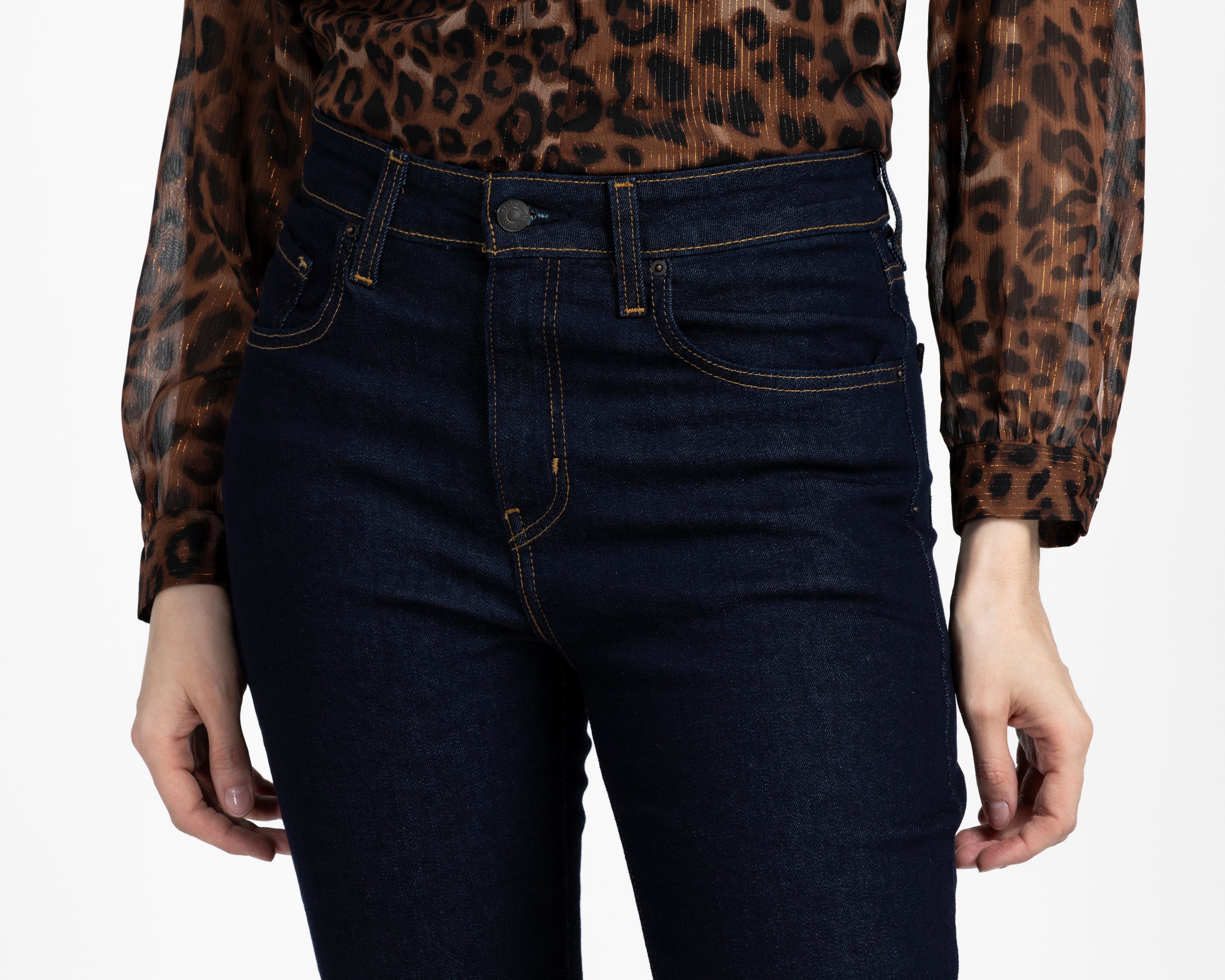 Foto 5 pulgar | Jeans Levi's 725 High Rise Bootcut para Mujer