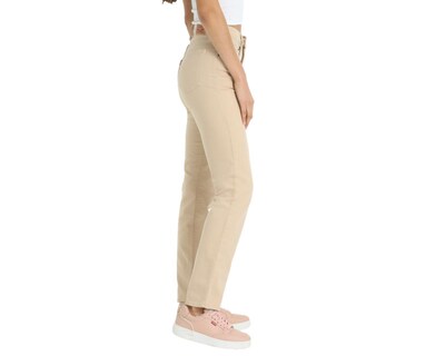 Foto 2 | Jeans Recto Levi's 724 High Rise para Mujer
