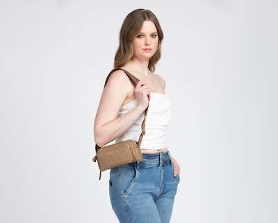 Foto 6 | Bolsa Cruzada Guess Saffron