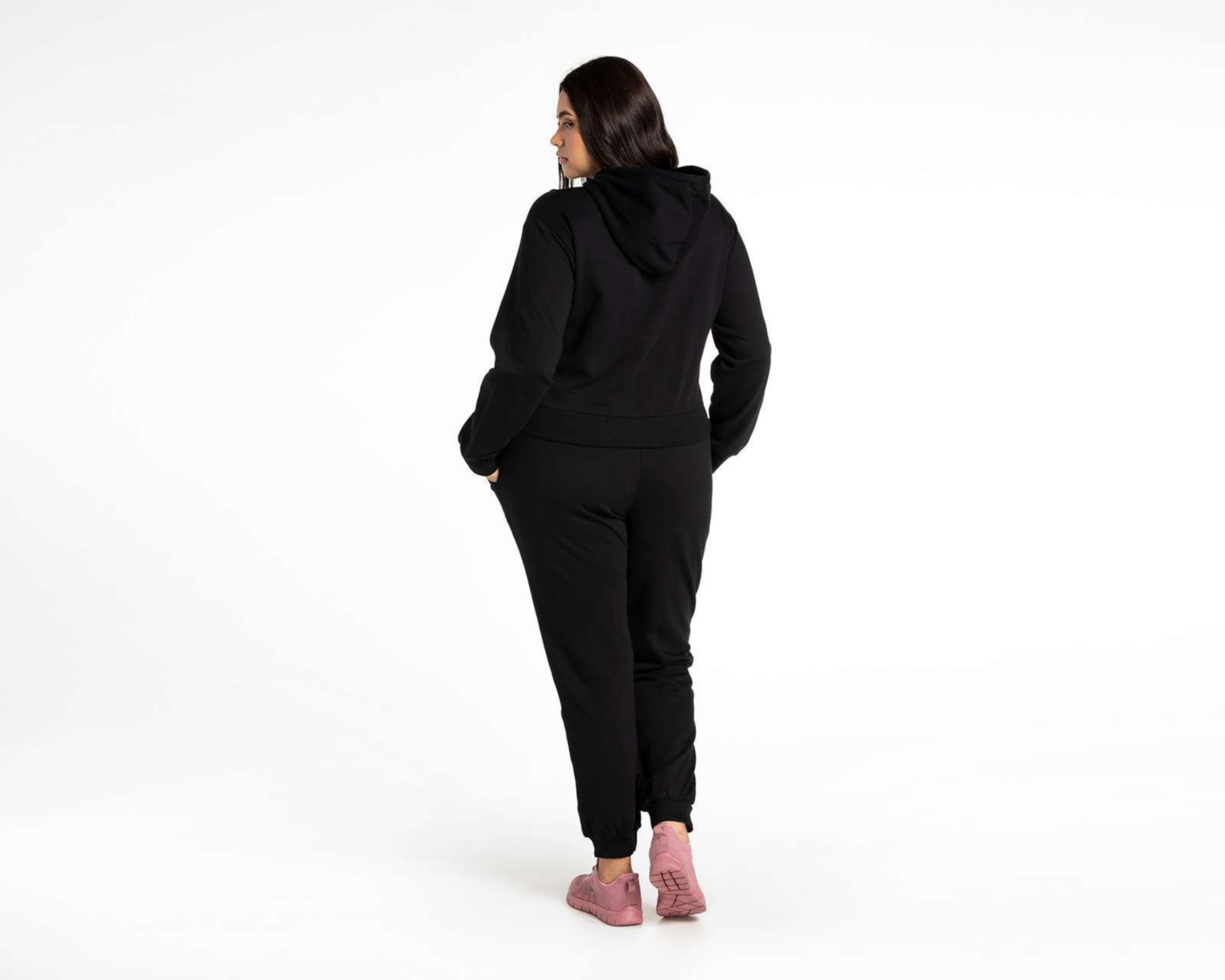 Foto 3 pulgar | Pants y Sudadera Refill