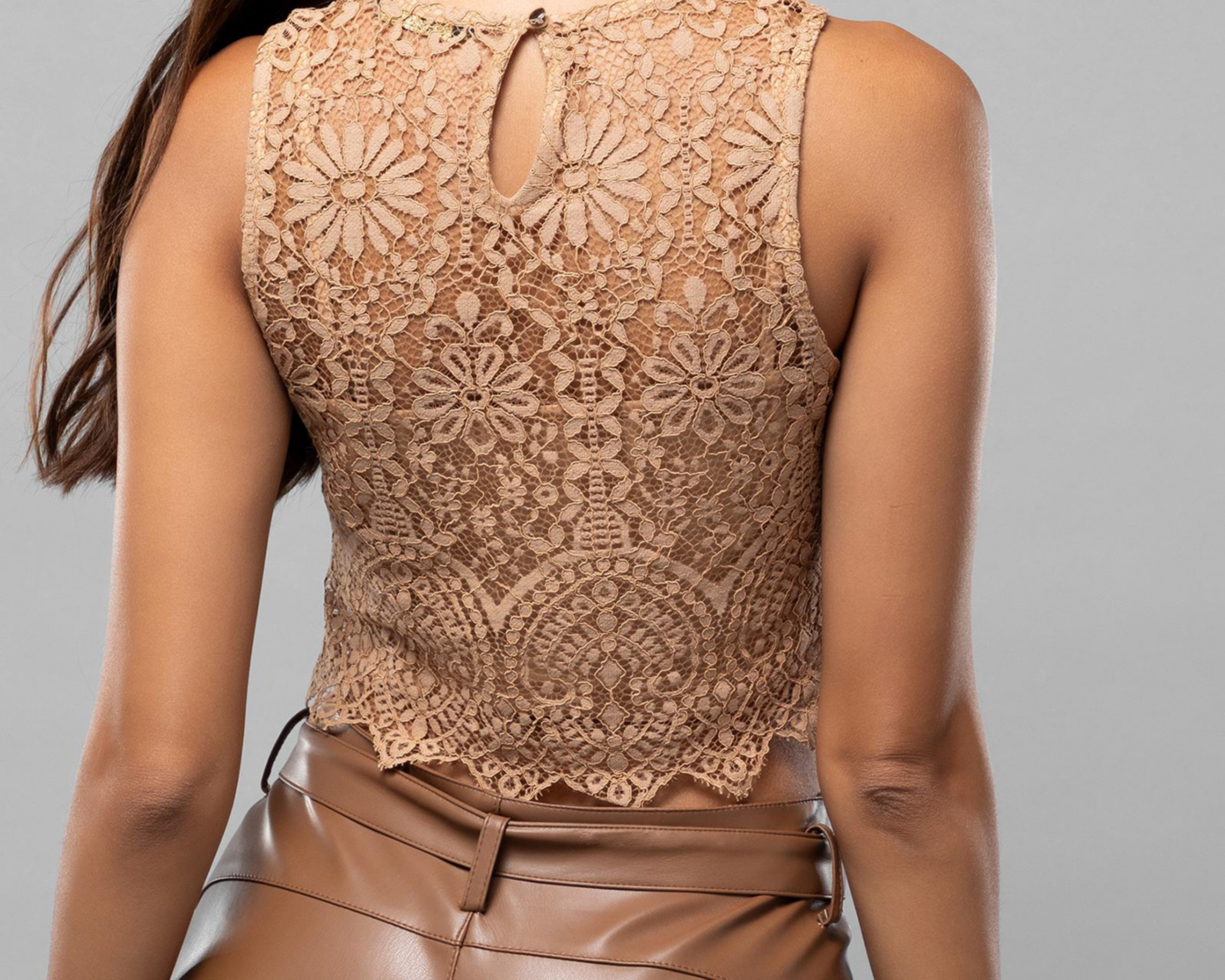 Foto 6 pulgar | Blusa Jennifer Lopez con Encaje para Mujer