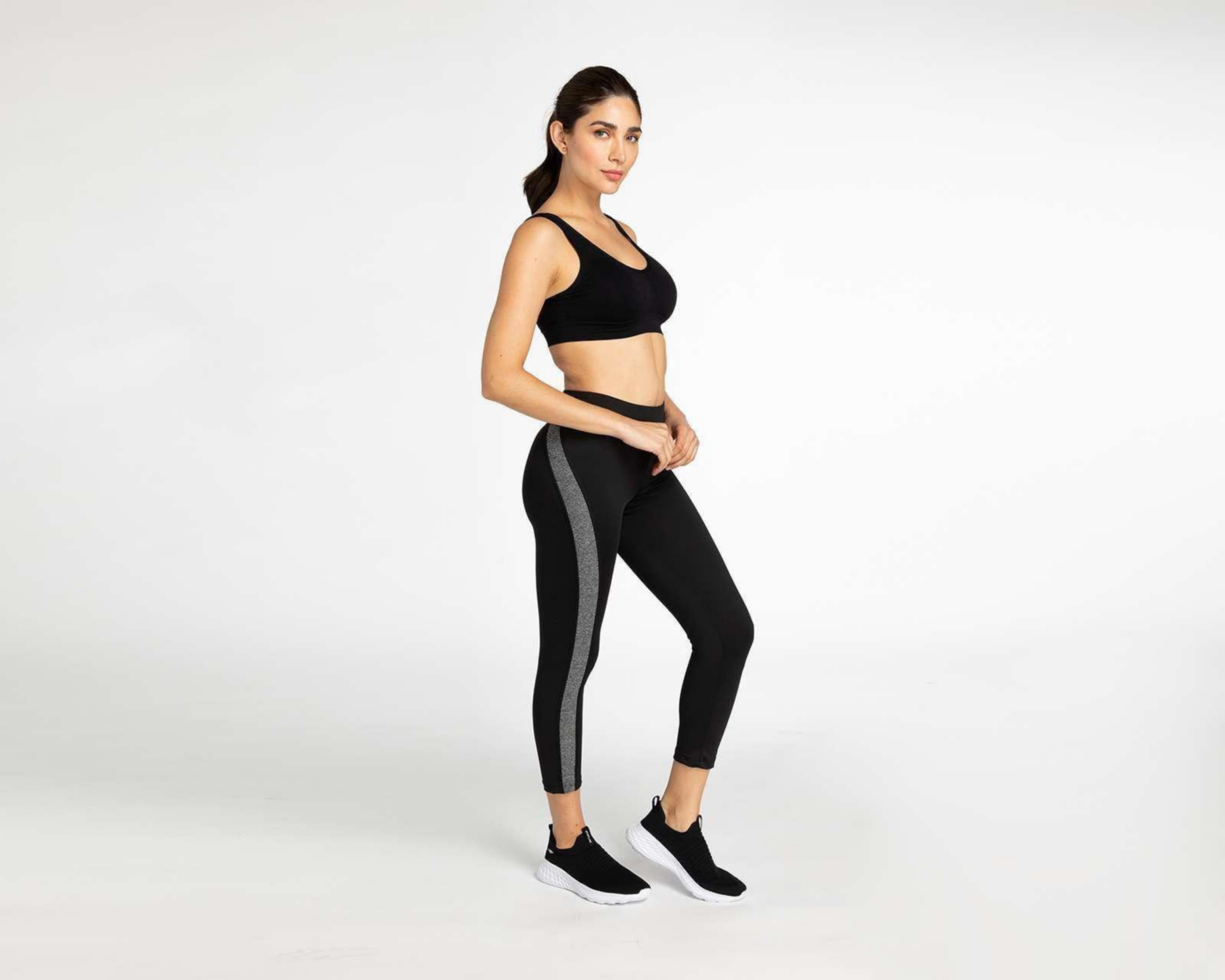 Foto 5 pulgar | Top de Entrenamiento Xoxo con Tirante Cruzado para Mujer 2 Piezas