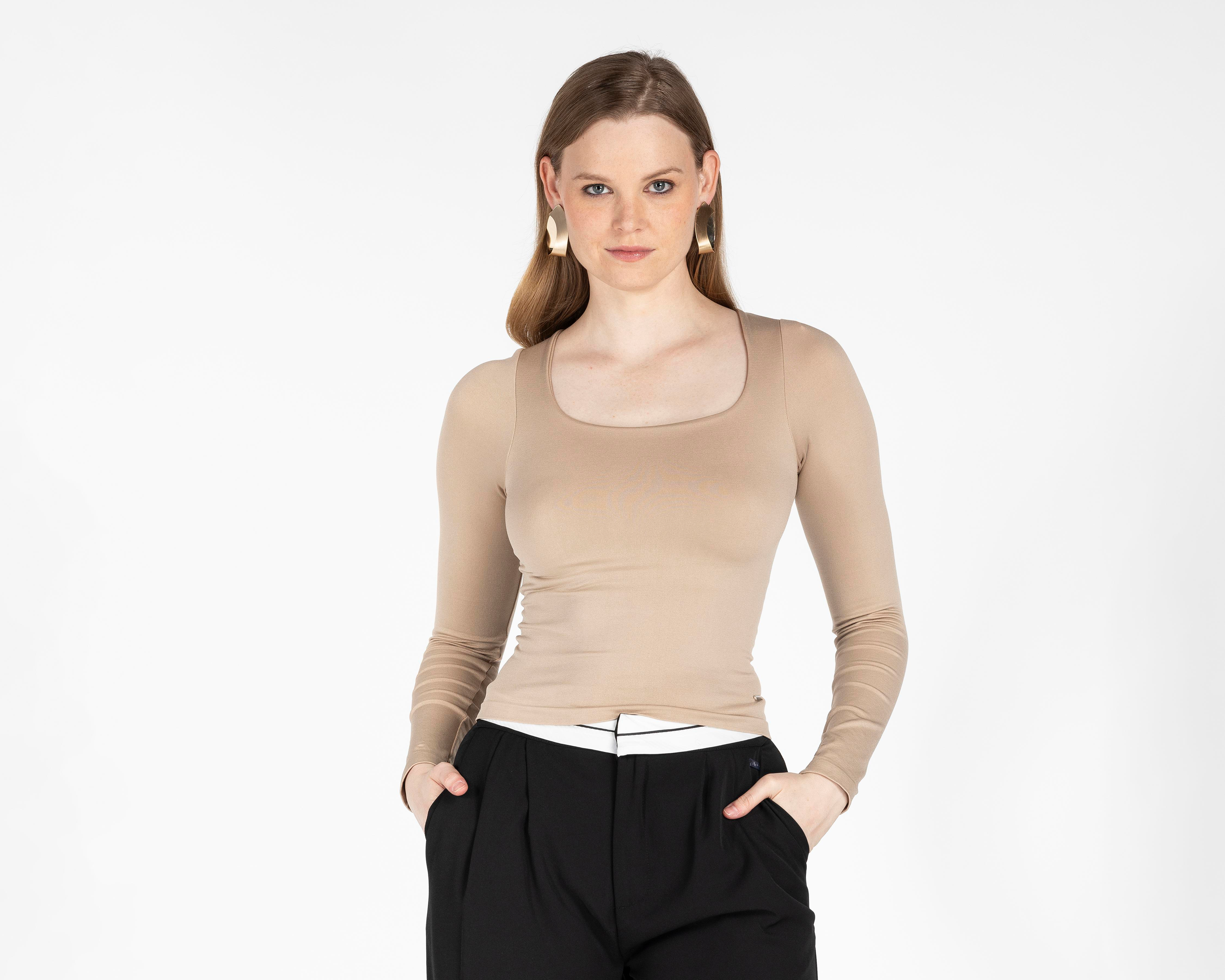 Playera Manga Larga Bebe para Mujer $249