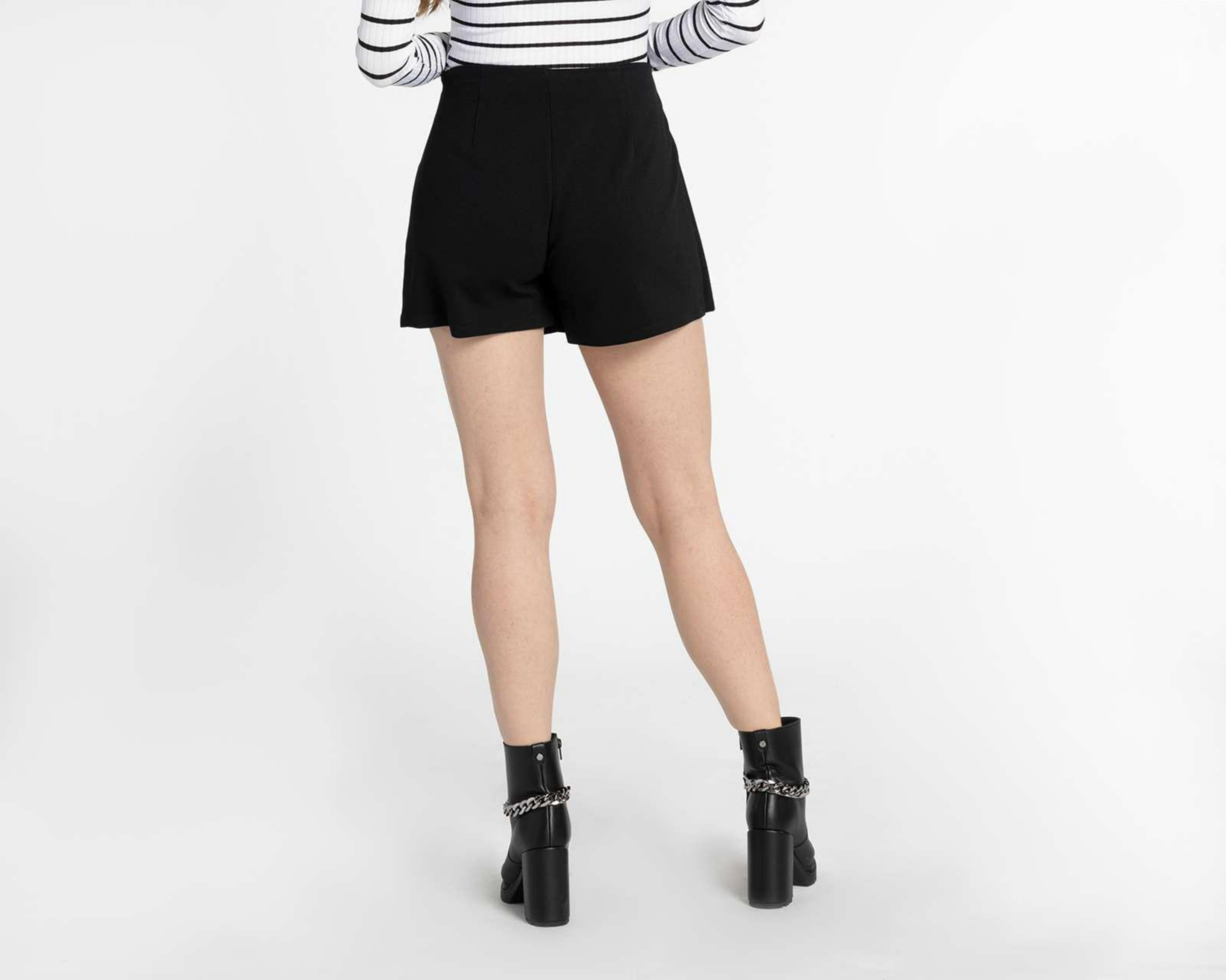 Foto 4 pulgar | Short Falda Thinner con Botones