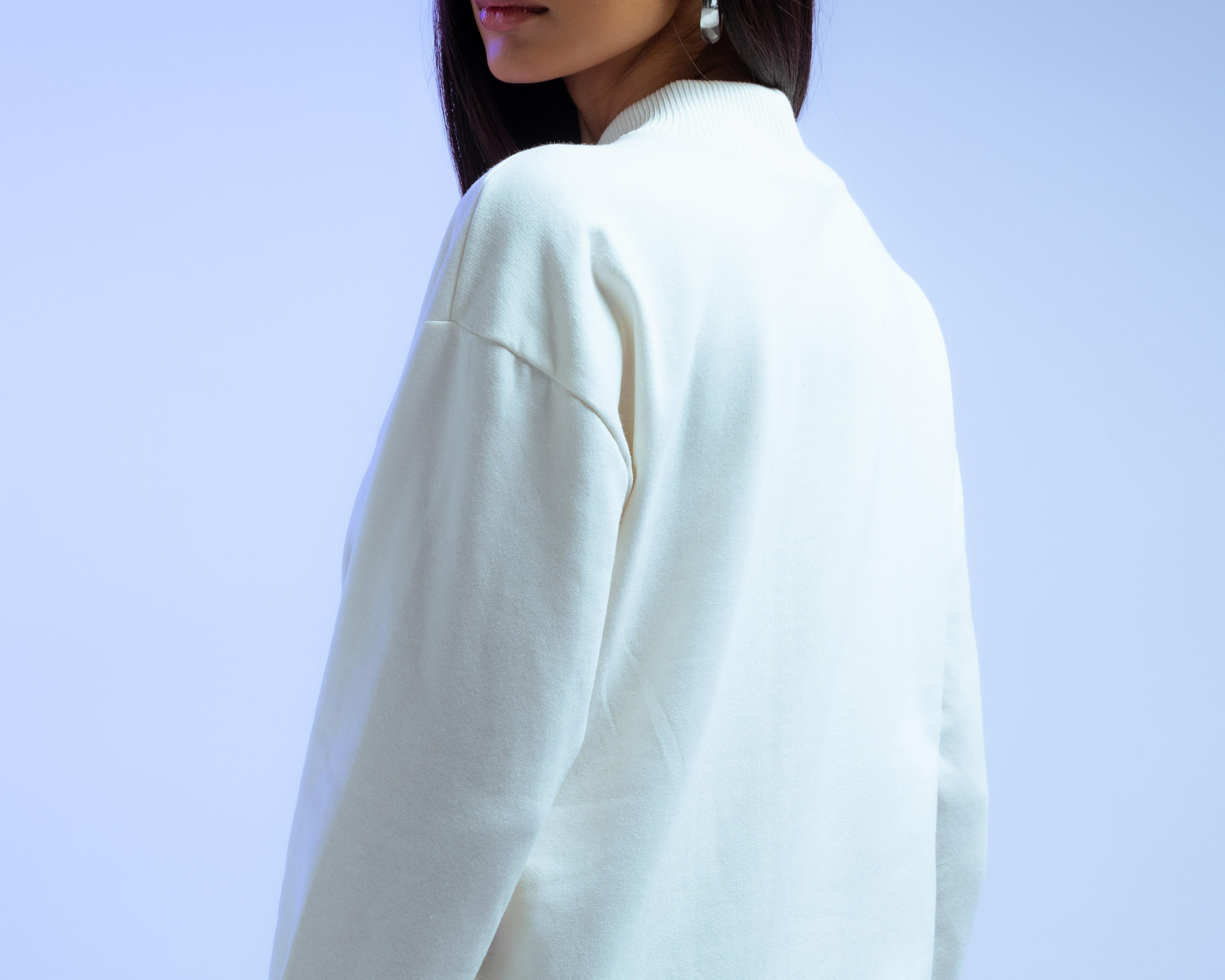 Foto 6 pulgar | Sudadera Cuello Alto Strona para Mujer