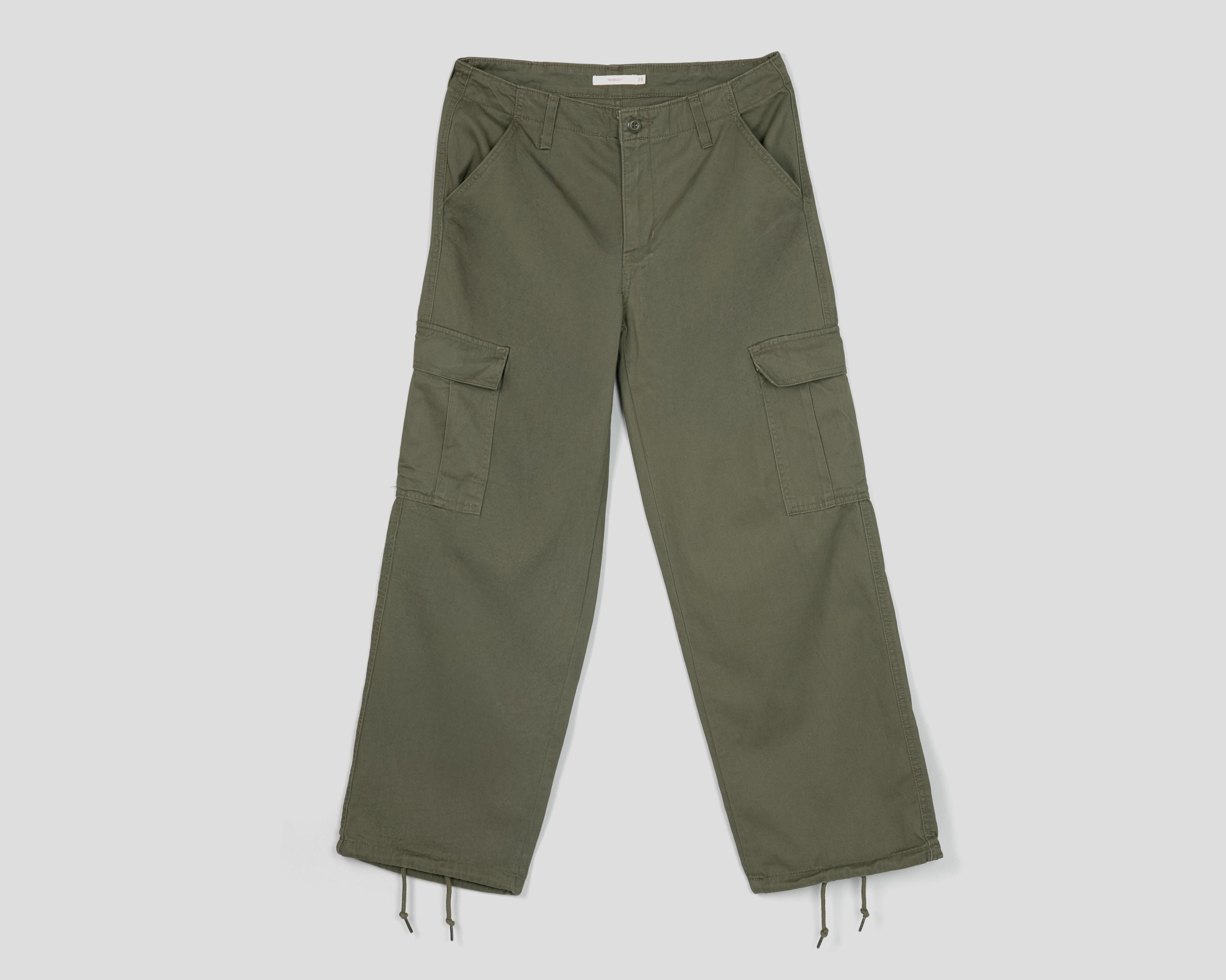Foto 2 pulgar | Pantalón Cargo Levi's Verde para Mujer