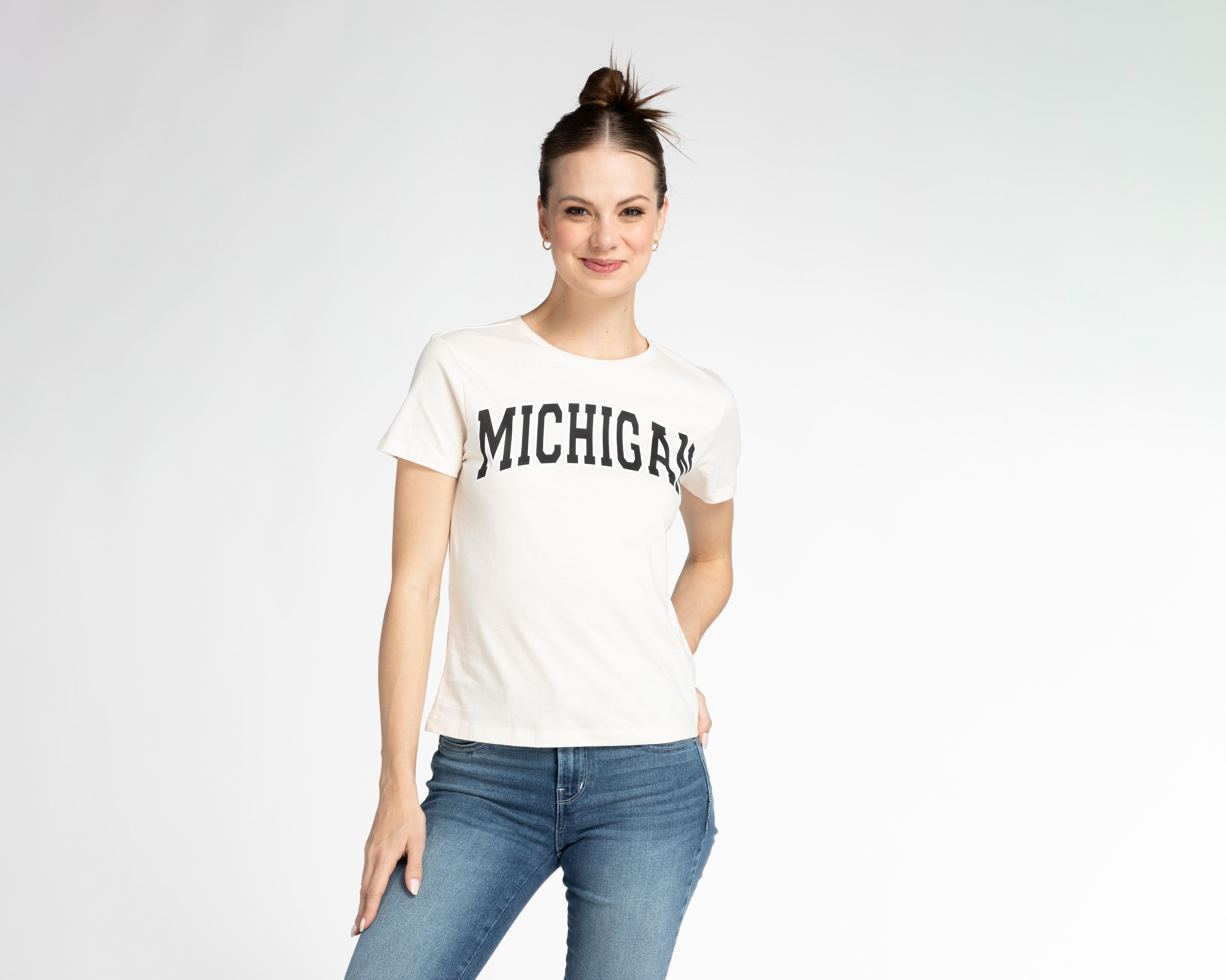 Playera Refill Manga Corta con Estampado $199