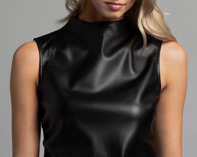 Foto 5 | Blusa Negra Strona para Mujer