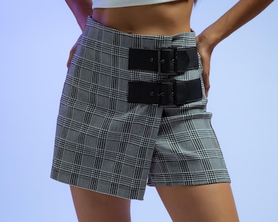Foto 4 | Short Falda Strona a Cuadros para Mujer
