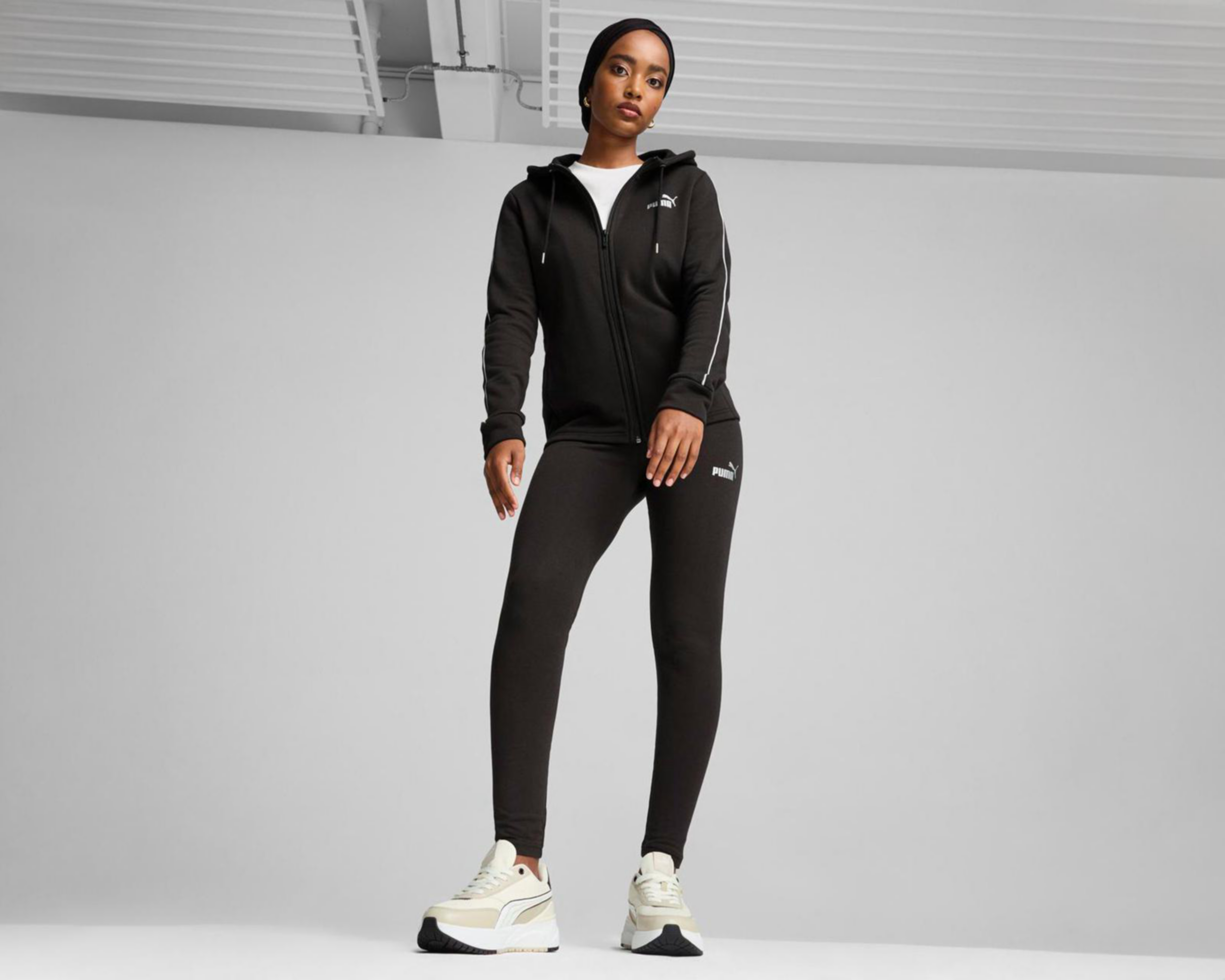 Foto 4 | Pants y Chamarra Puma para Mujer