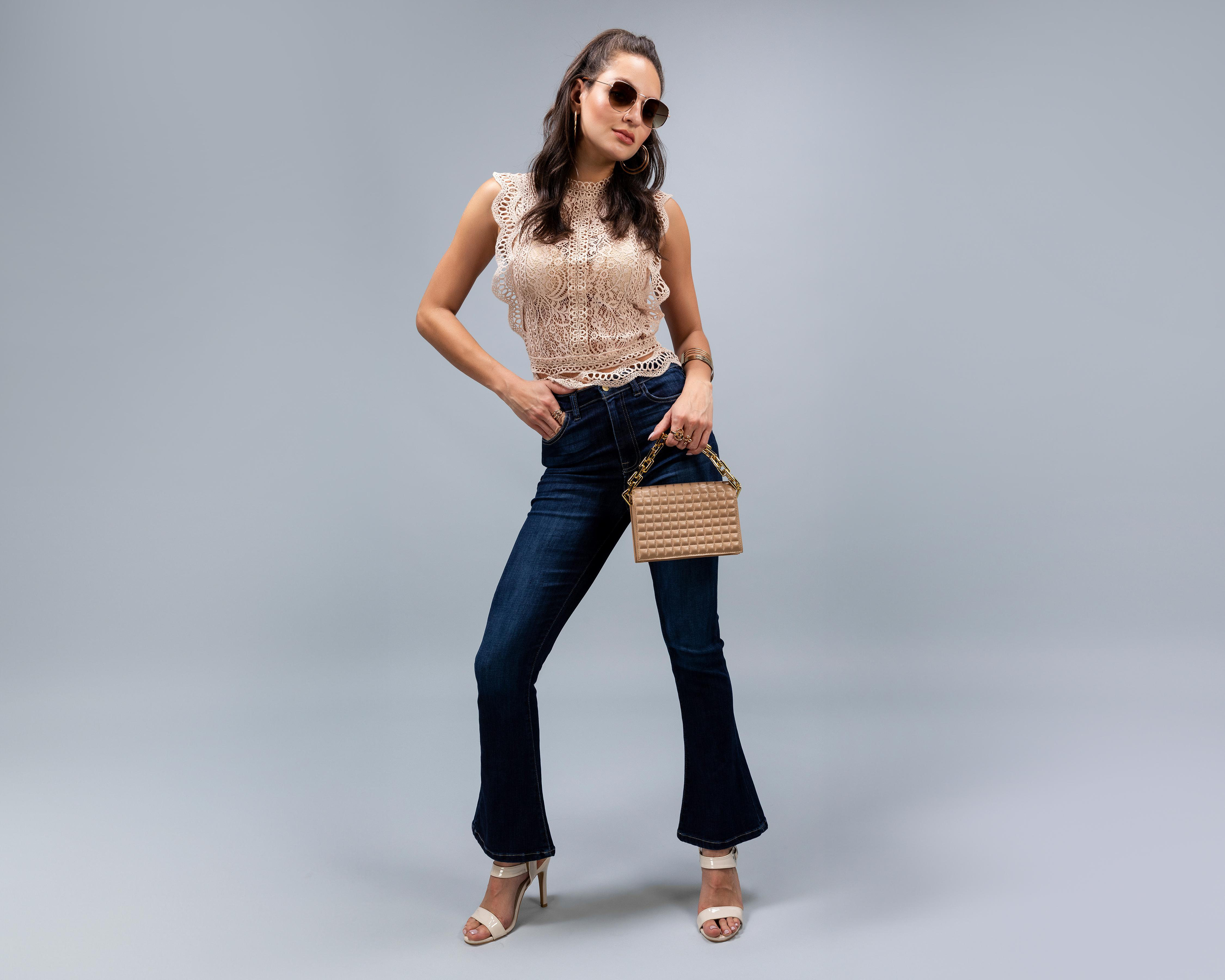 Foto 2 pulgar | Blusa de Encaje Jennifer Lopez para Mujer