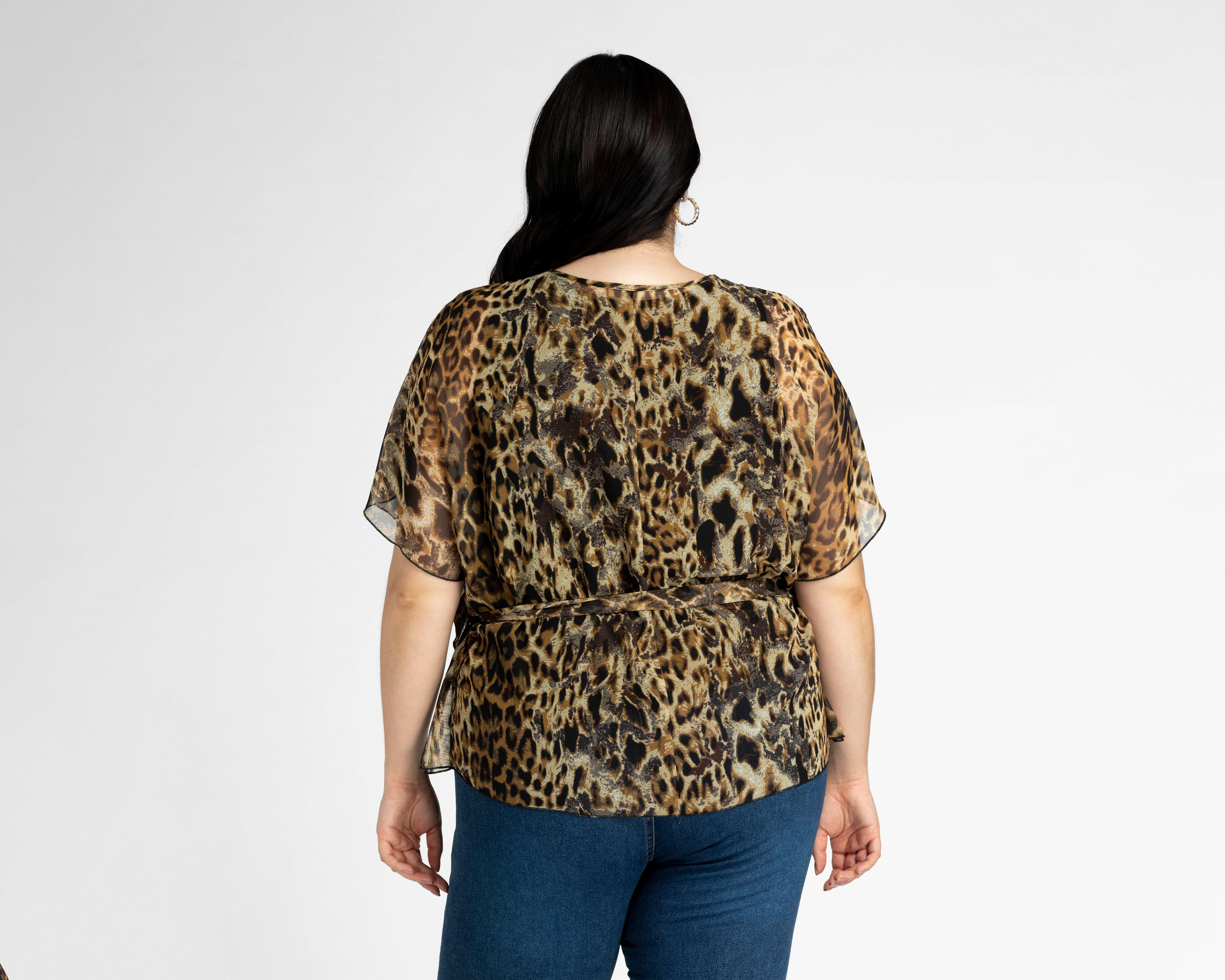 Foto 7 pulgar | Blusa Sahara Animal Print con Collar