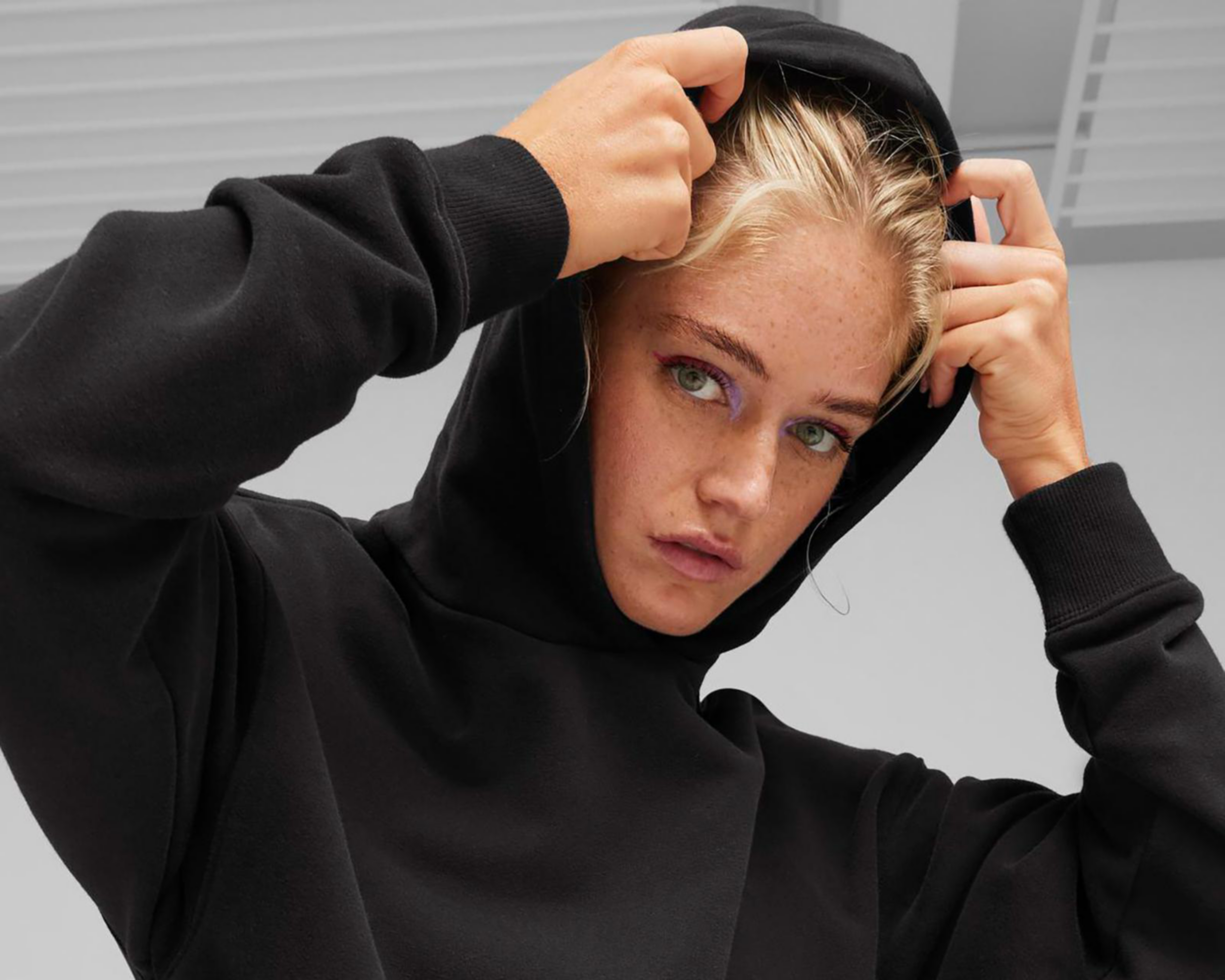 Foto 5 | Sudadera y Pants Puma Loungewear Suit de Entrenamiento para Mujer