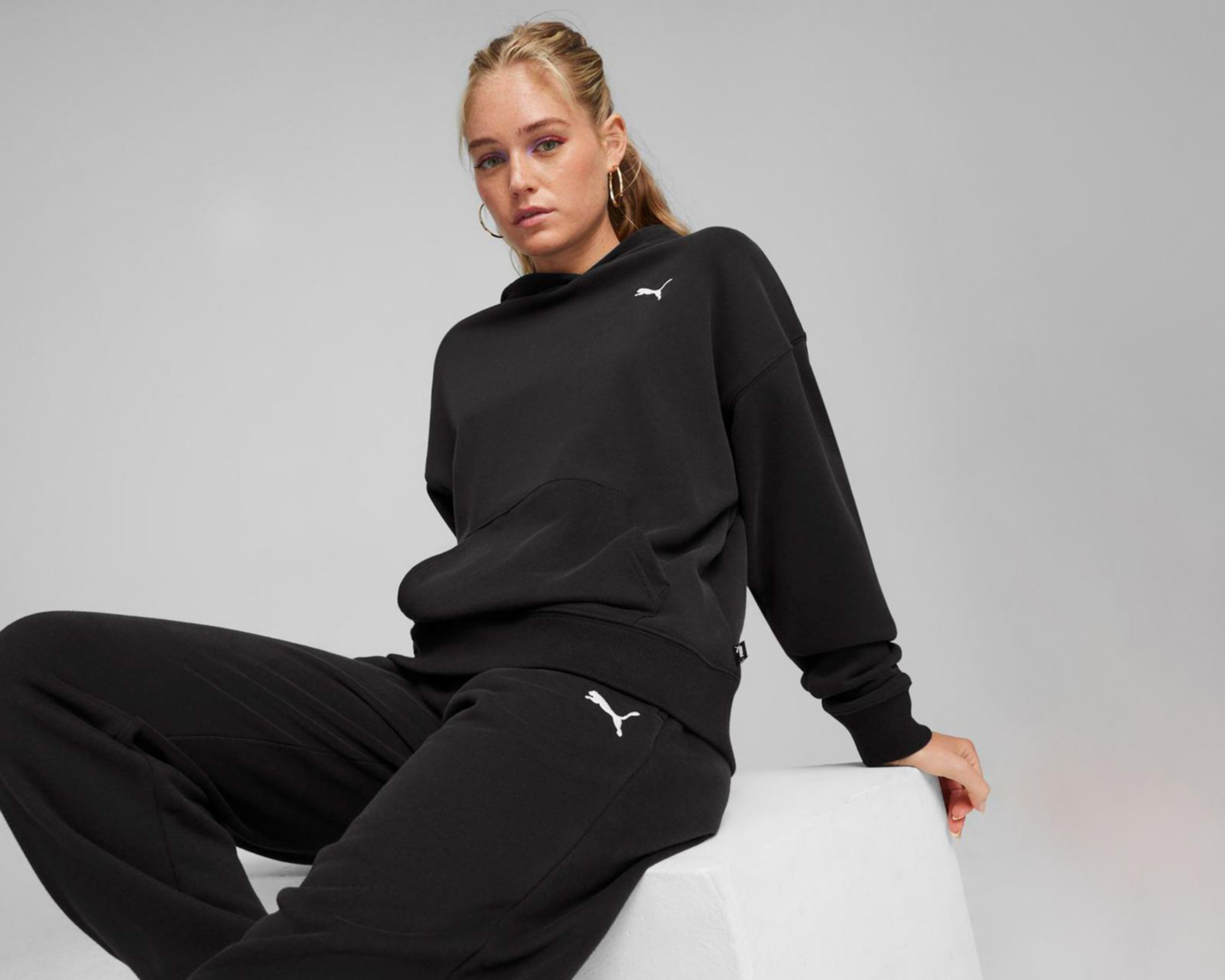 Foto 8 pulgar | Sudadera y Pants Puma Loungewear Suit de Entrenamiento para Mujer