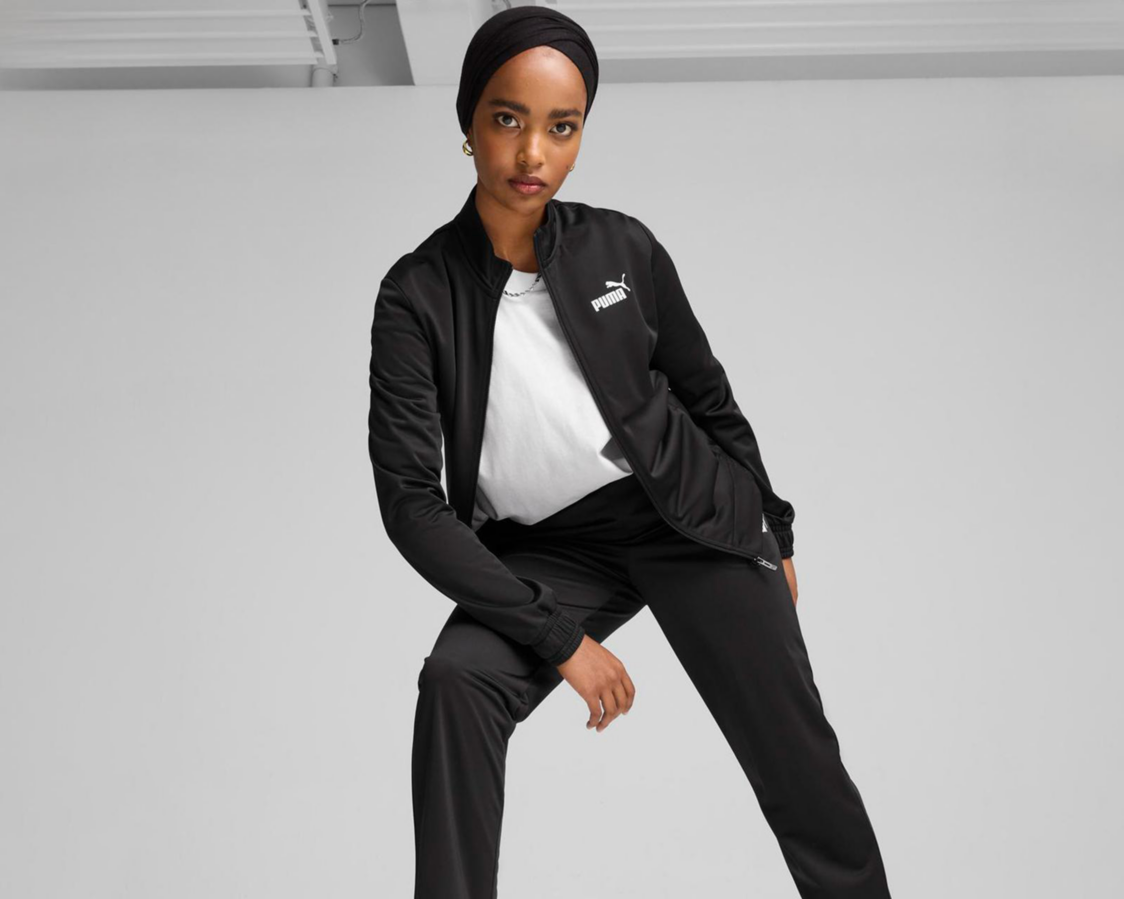 Foto 4 pulgar | Sudadera y Pants Puma Poly Suit de Entrenamiento para Mujer