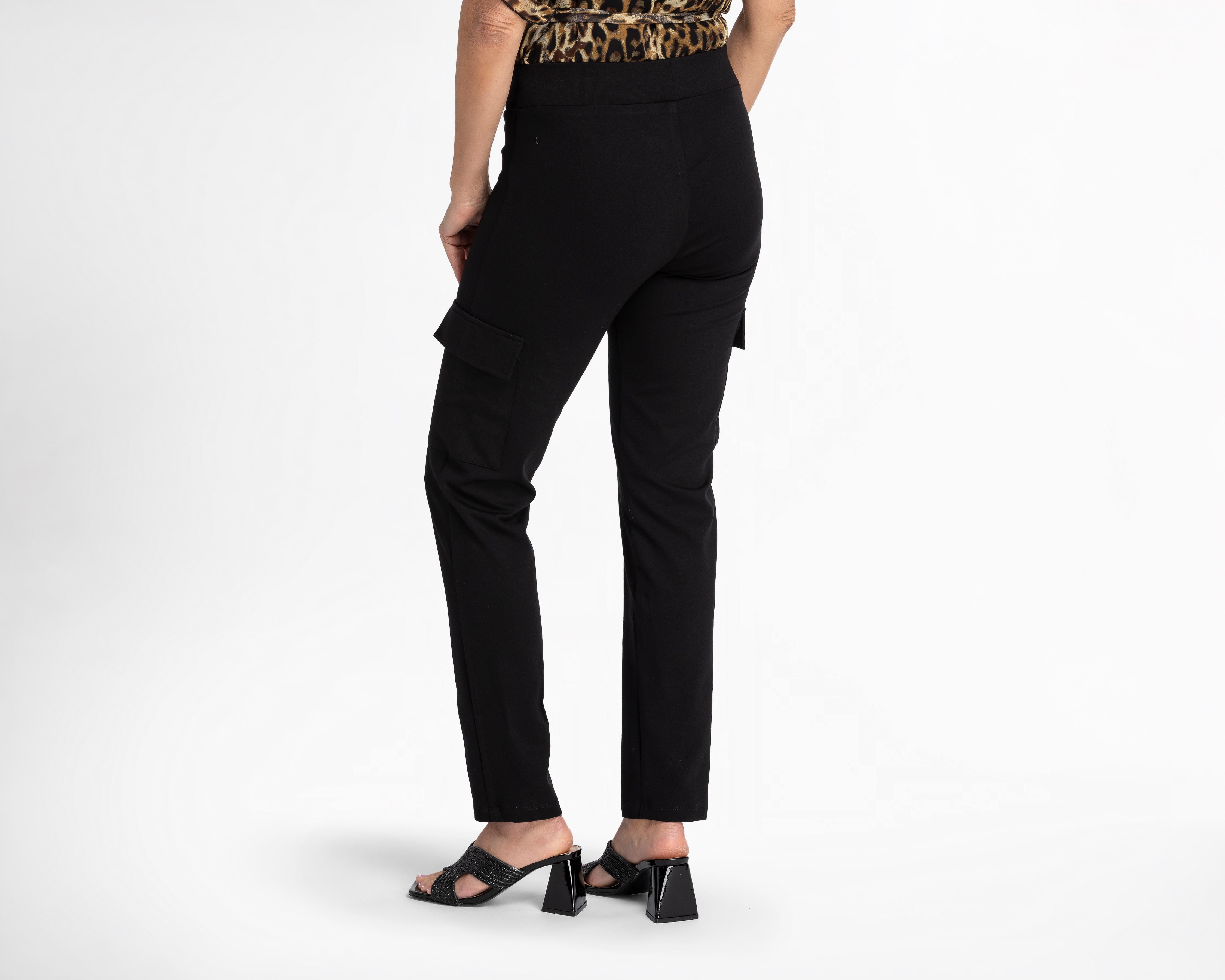 Foto 4 pulgar | Leggings Sahara con Bolsas Cargo