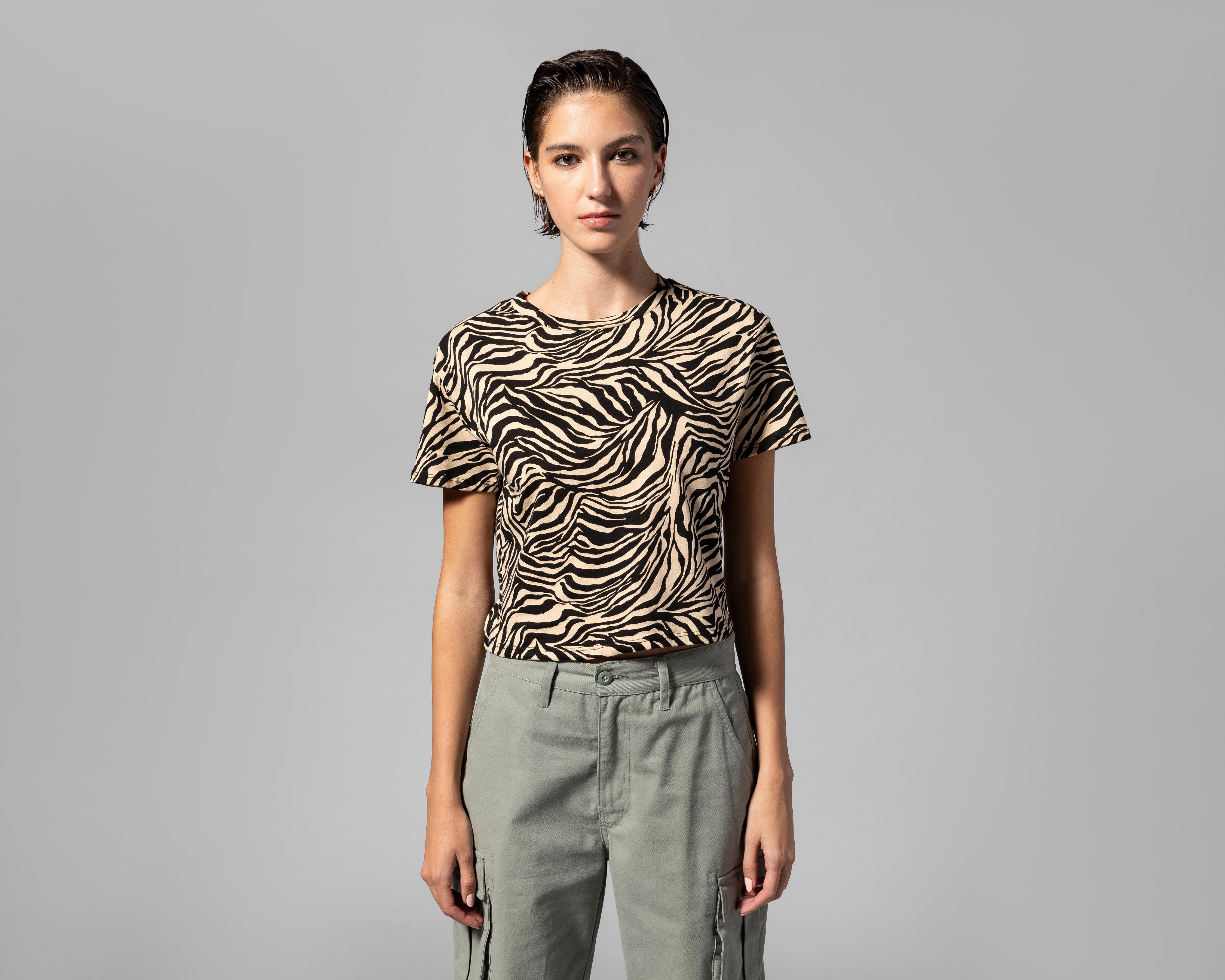 Foto 2 pulgar | Playera Thinner Manga Corta con Estampado para Mujer