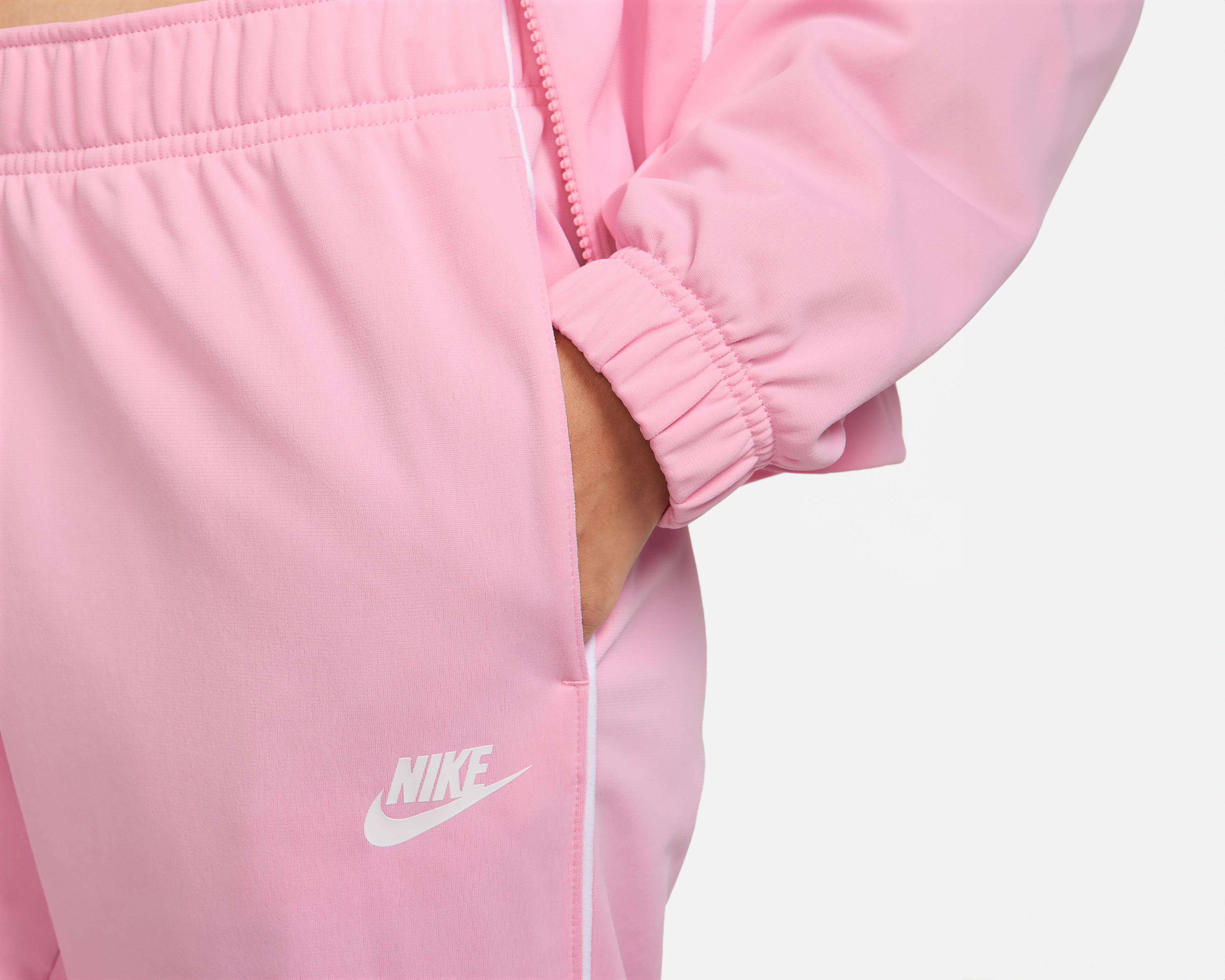 Foto 6 pulgar | Pants y Chamarra de Entrenamiento Nike para Mujer