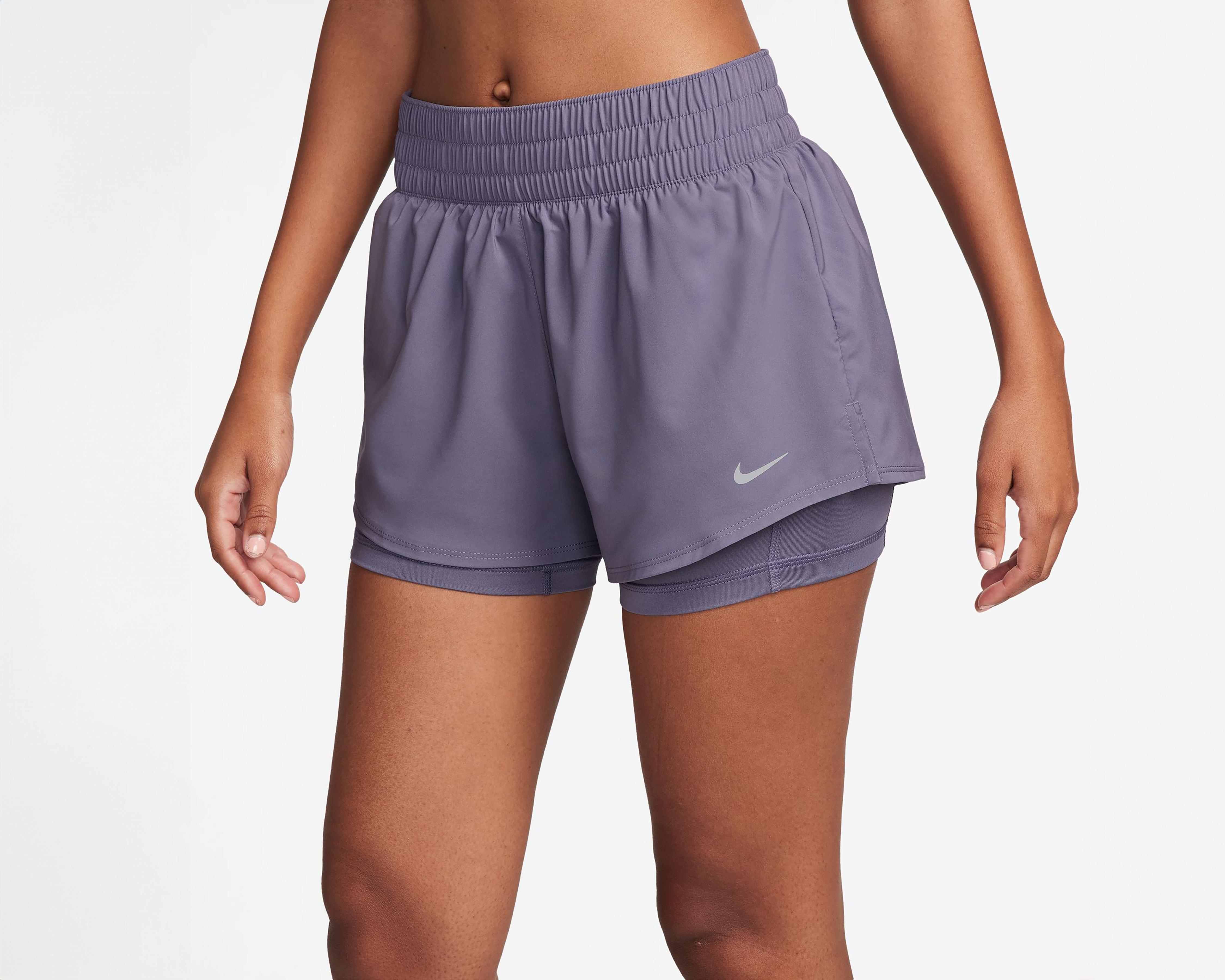 Foto 4 pulgar | Short de Entrenamiento Nike para Mujer