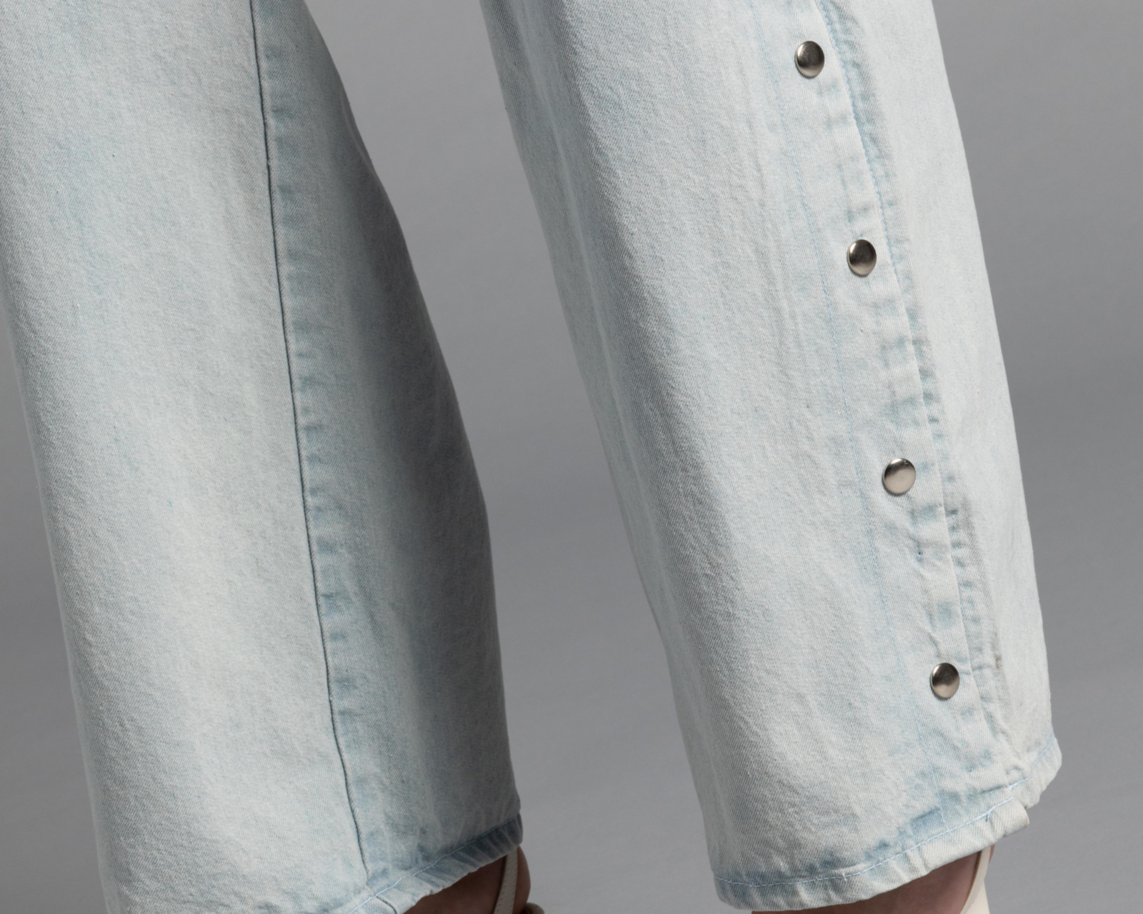 Foto 8 | Jeans Thinner Recto con Botones