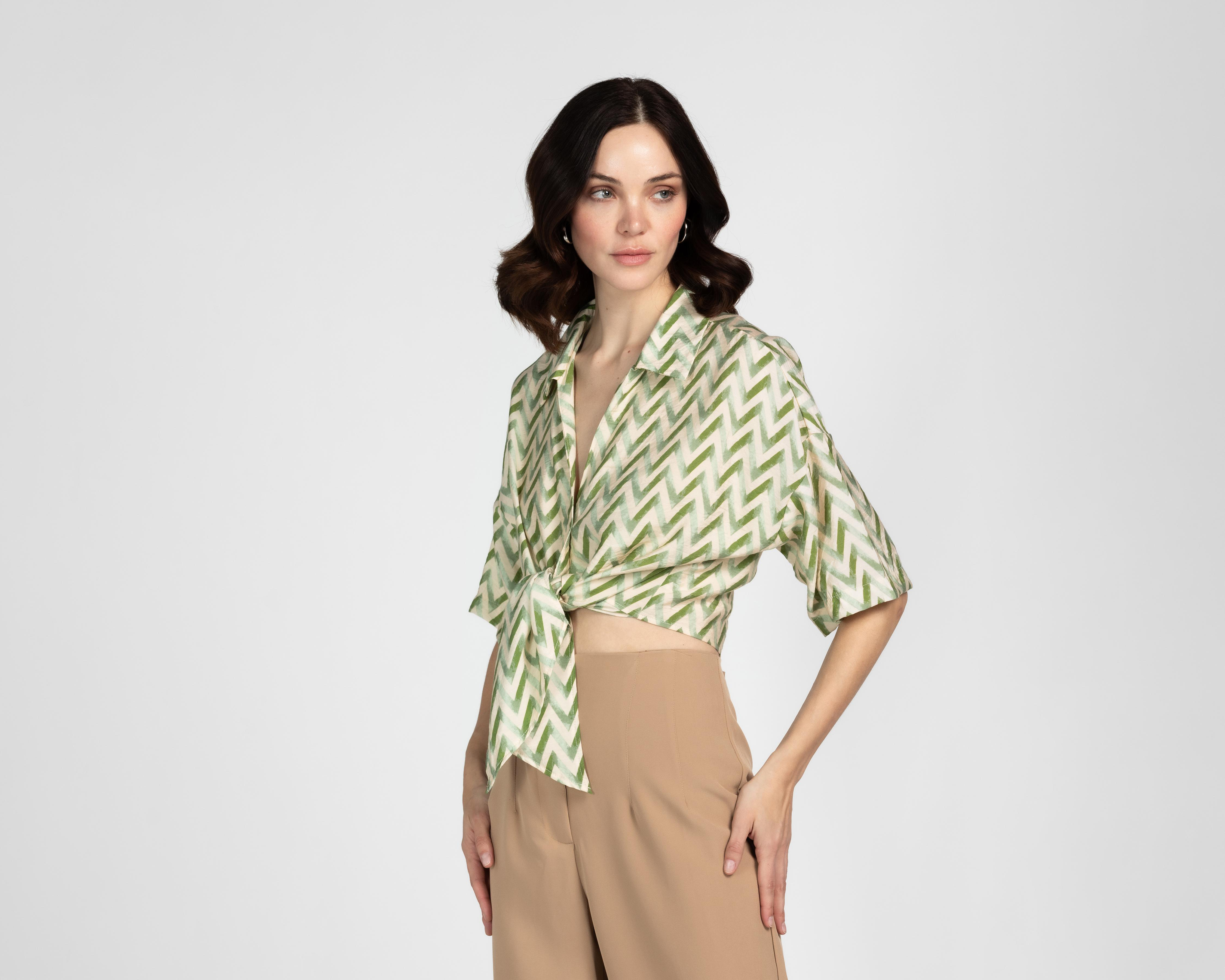 Blusa Sahara Manga Corta con Nudo para Mujer