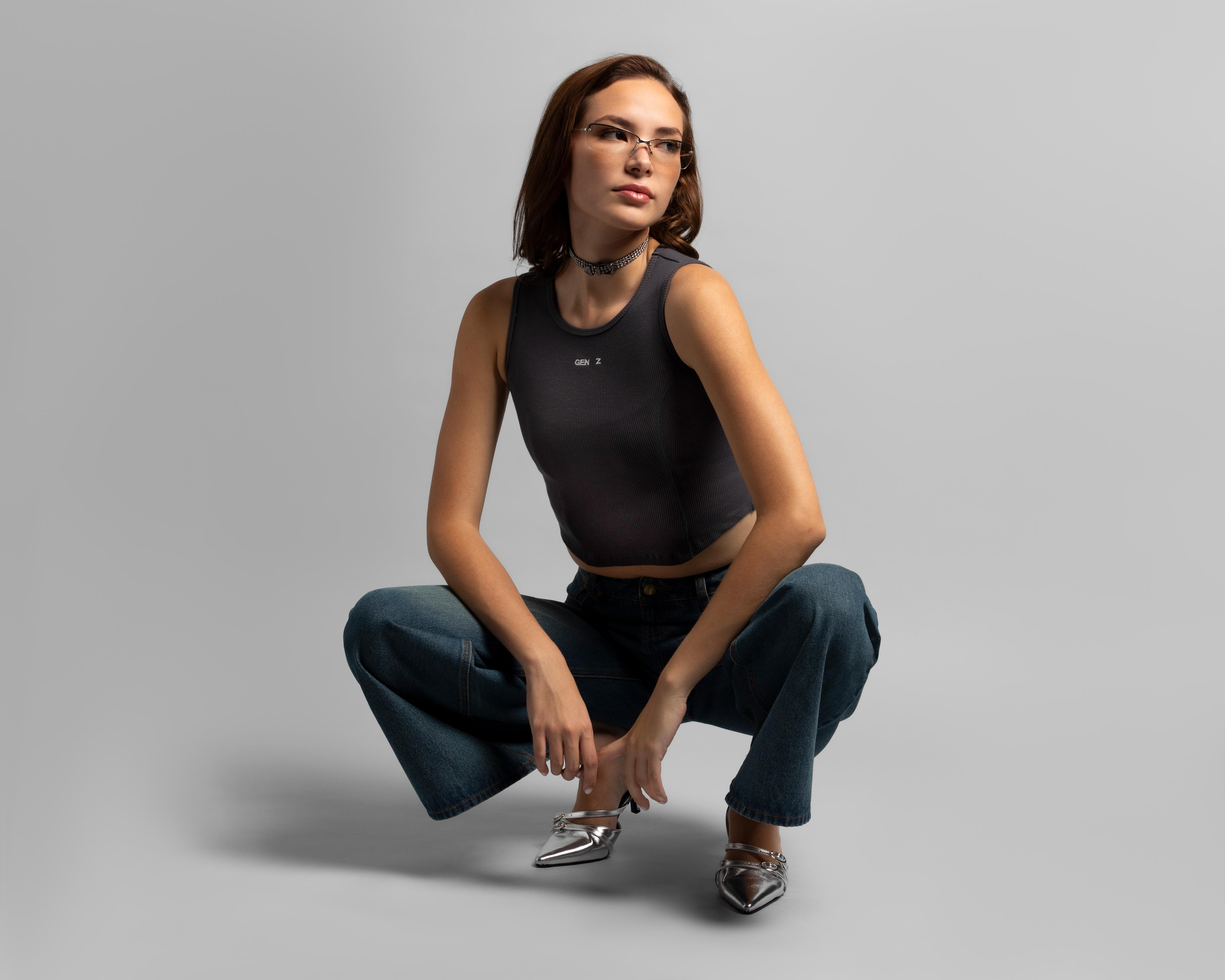 Foto 2 pulgar | Playera Gris Strona para Mujer