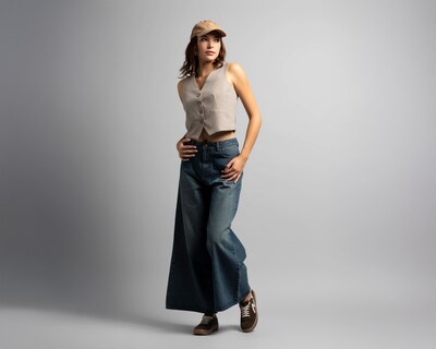 Foto 1 | Chaleco Café Strona para Mujer