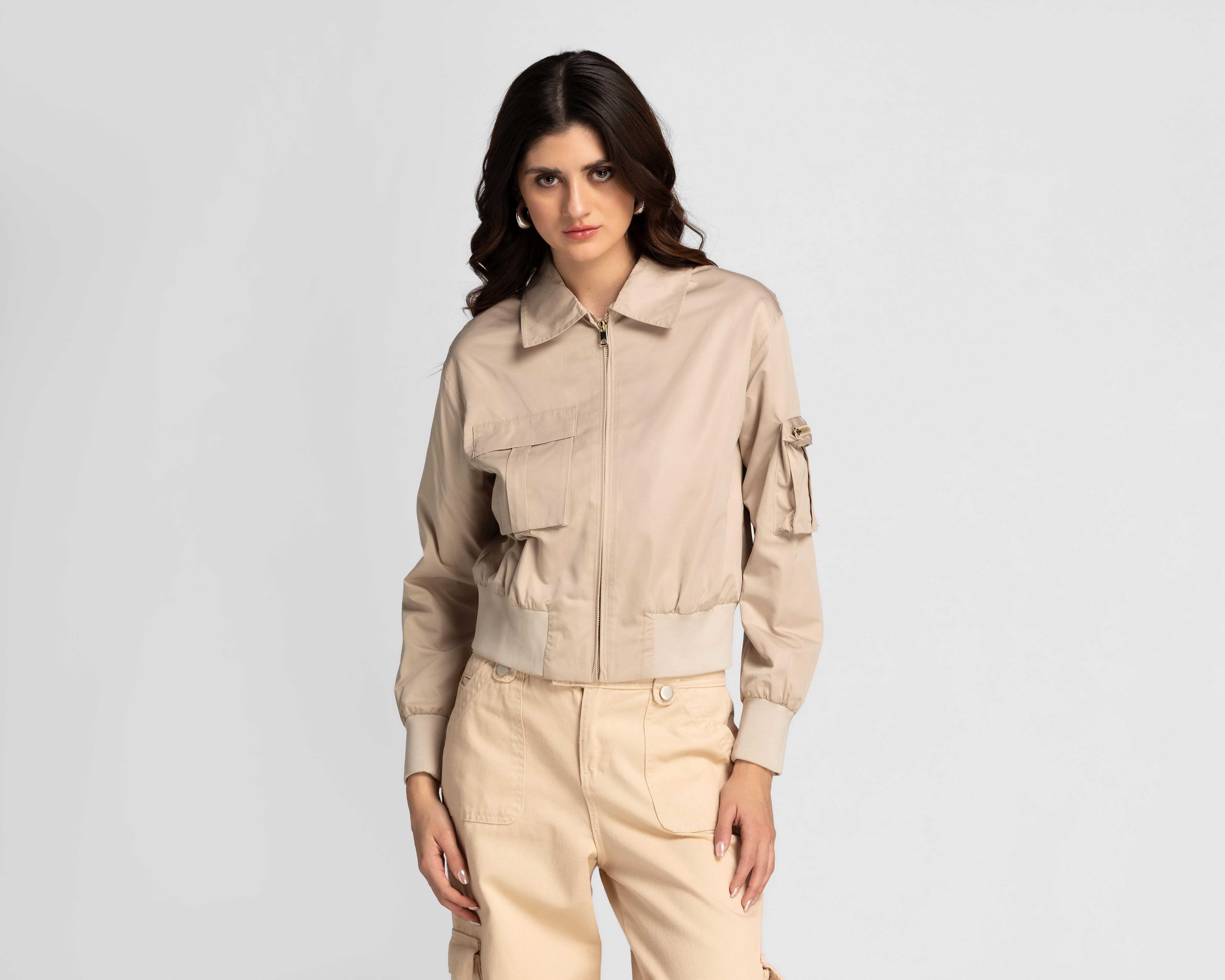 Foto 1 | Chamarra Refill Beige con Bolsas Cargo