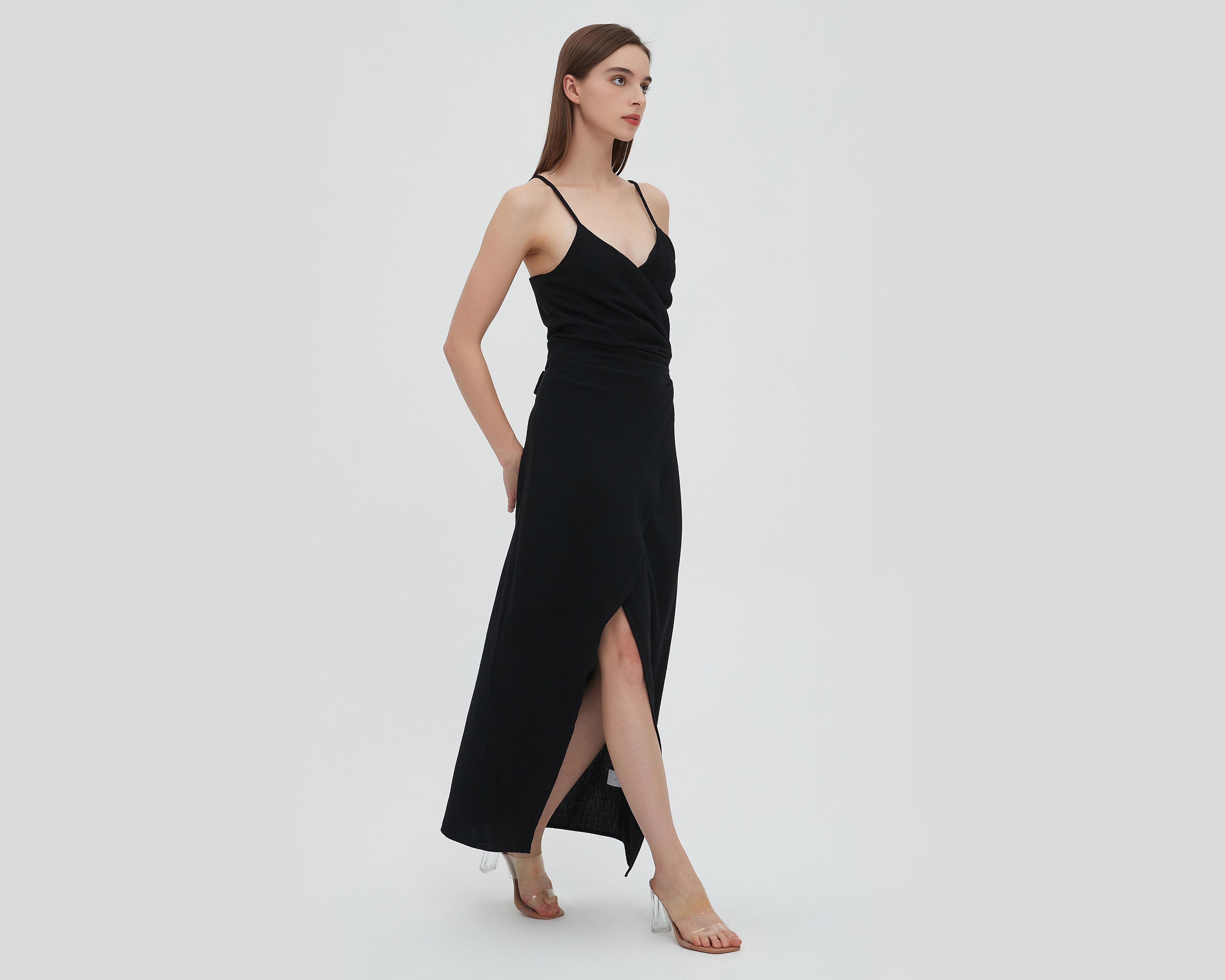 Foto 5 pulgar | Vestido Sahara Casual Negro de Tirantes con Escote Cruzado