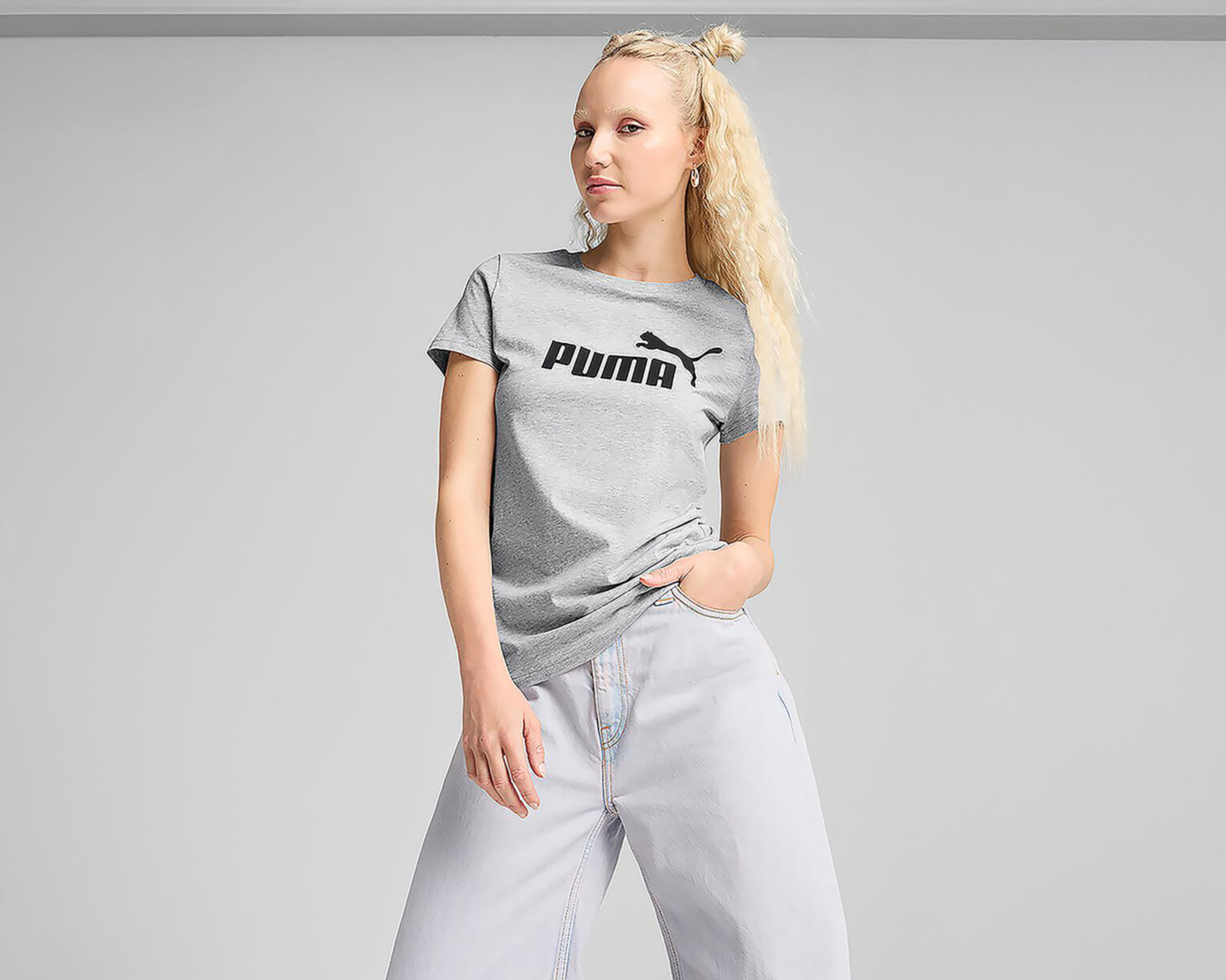 Foto 2 pulgar | Playera Deportiva Puma Ess No. 1 Logo para Mujer
