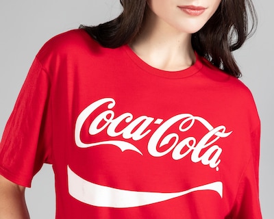 Foto 4 | Playera Coca-Cola Manga Corta para Mujer