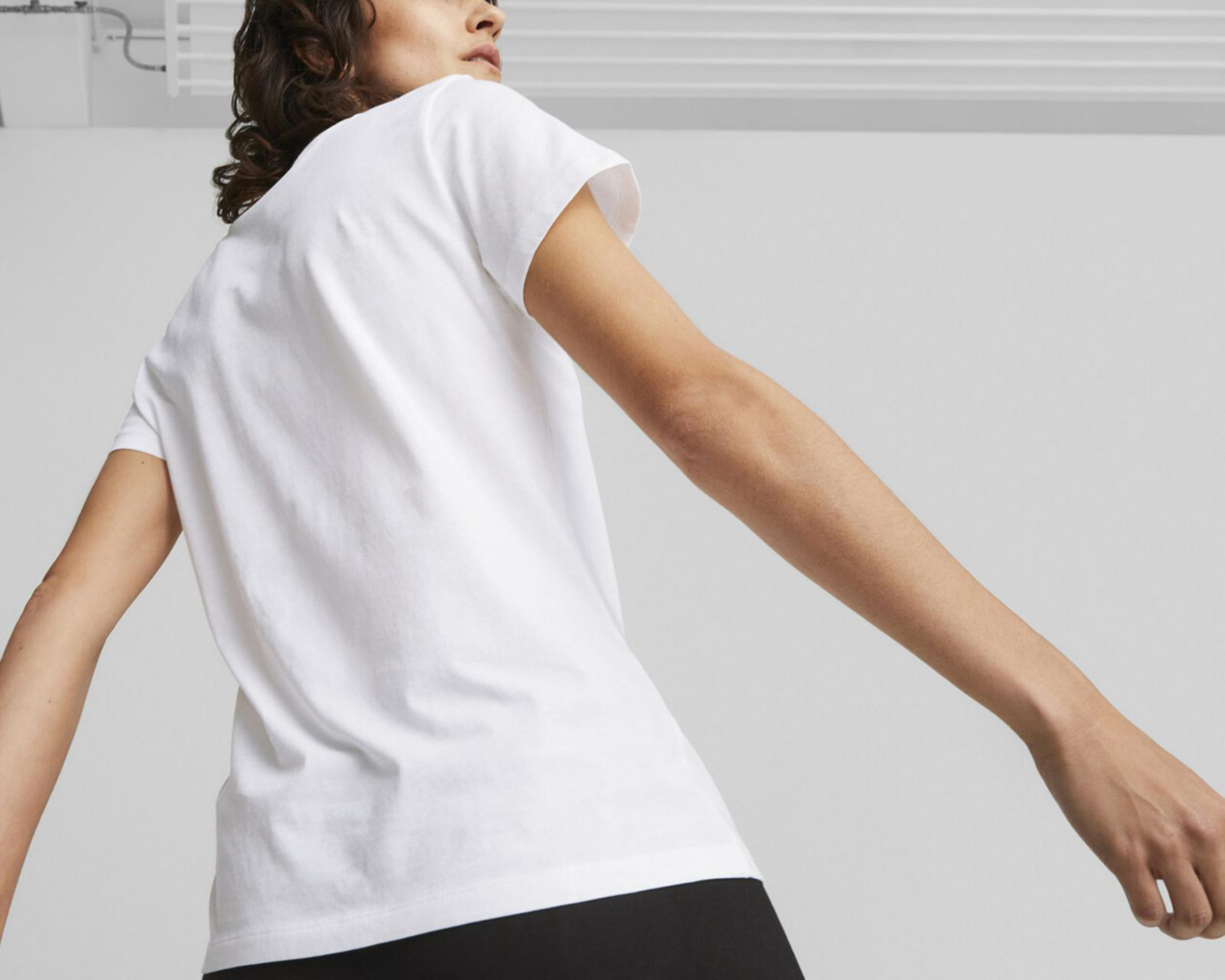 Foto 4 | Playera de Entrenamiento Puma Essentials para Mujer