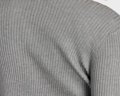 Foto 5 | Suéter Refill Gris con Listón