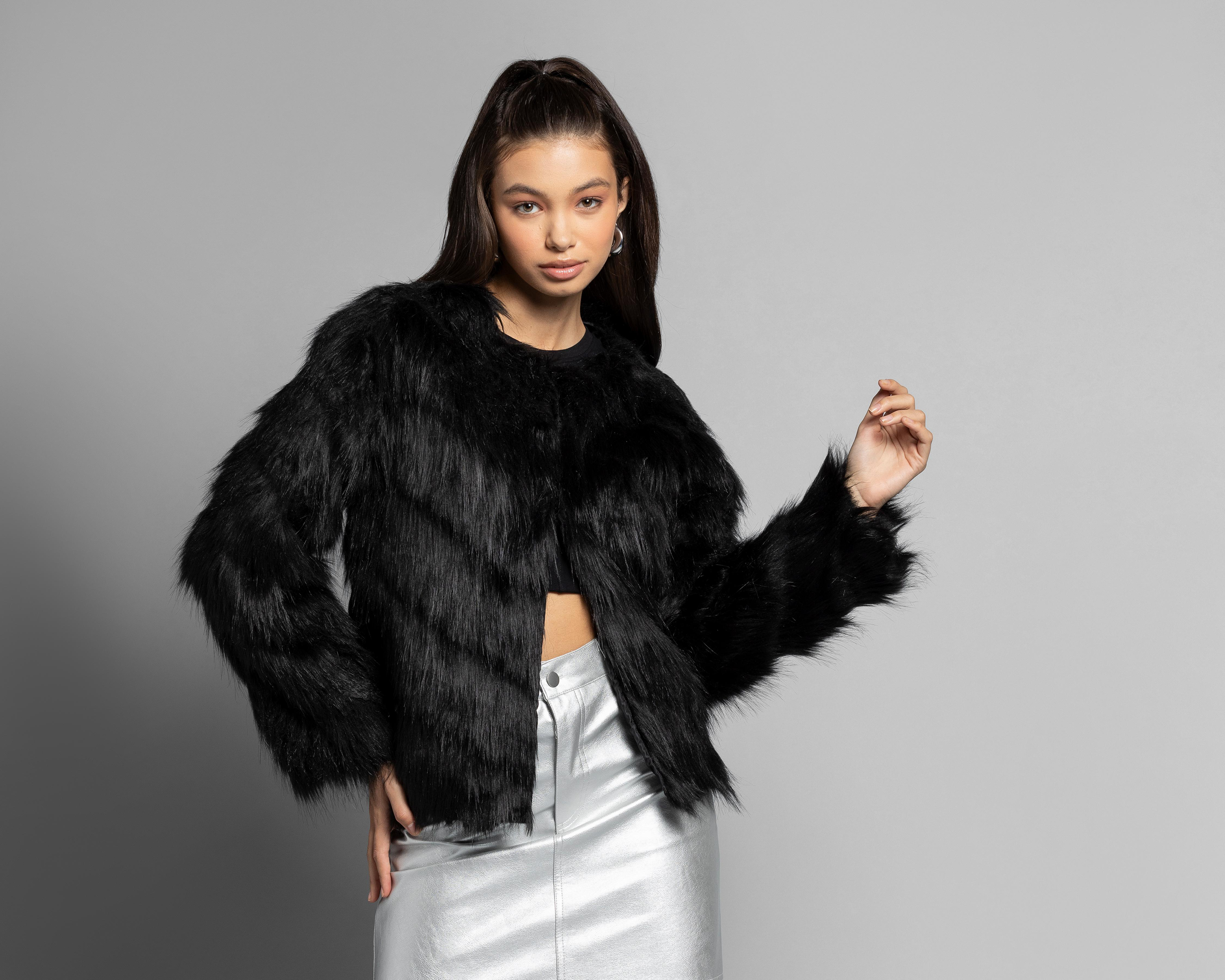 Foto 1 | Abrigo Thinner con Peluche Negro