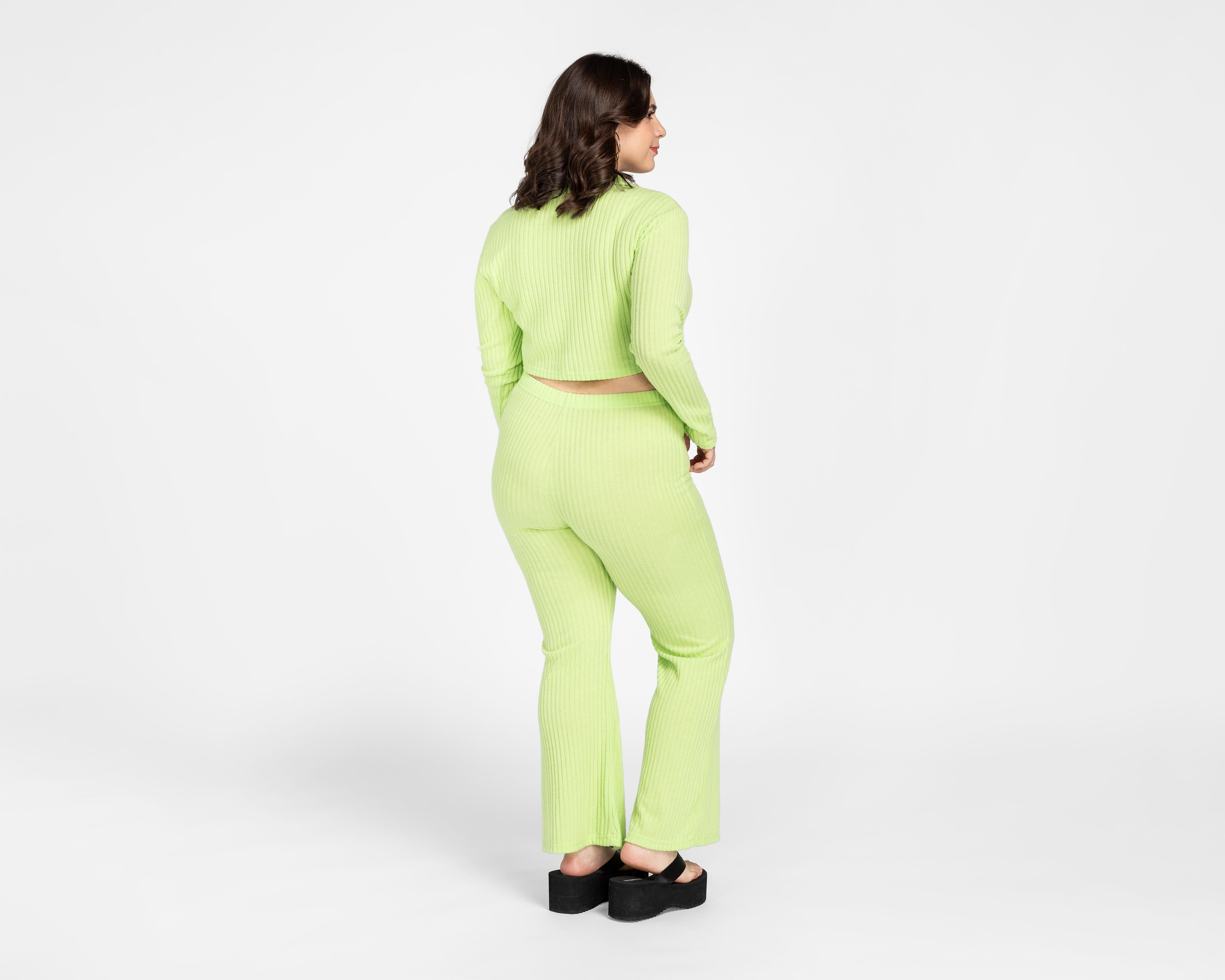 Foto 4 pulgar | Top y Pantalón 18 Forever Verde