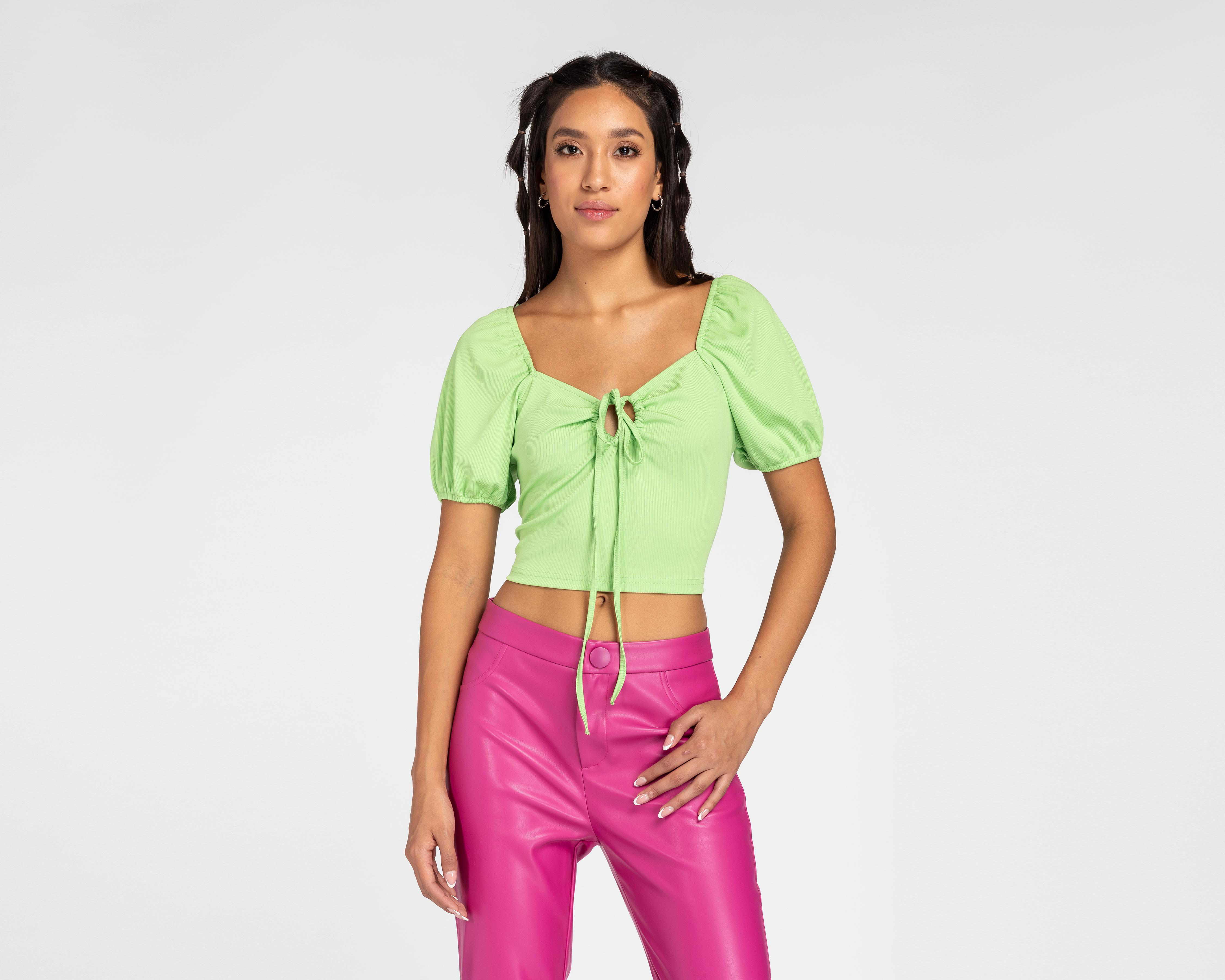 Foto 2 pulgar | Blusa 18 Forever Verde con Abertura