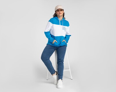 Foto 2 | Sudadera Refill con Gorro Ajustable