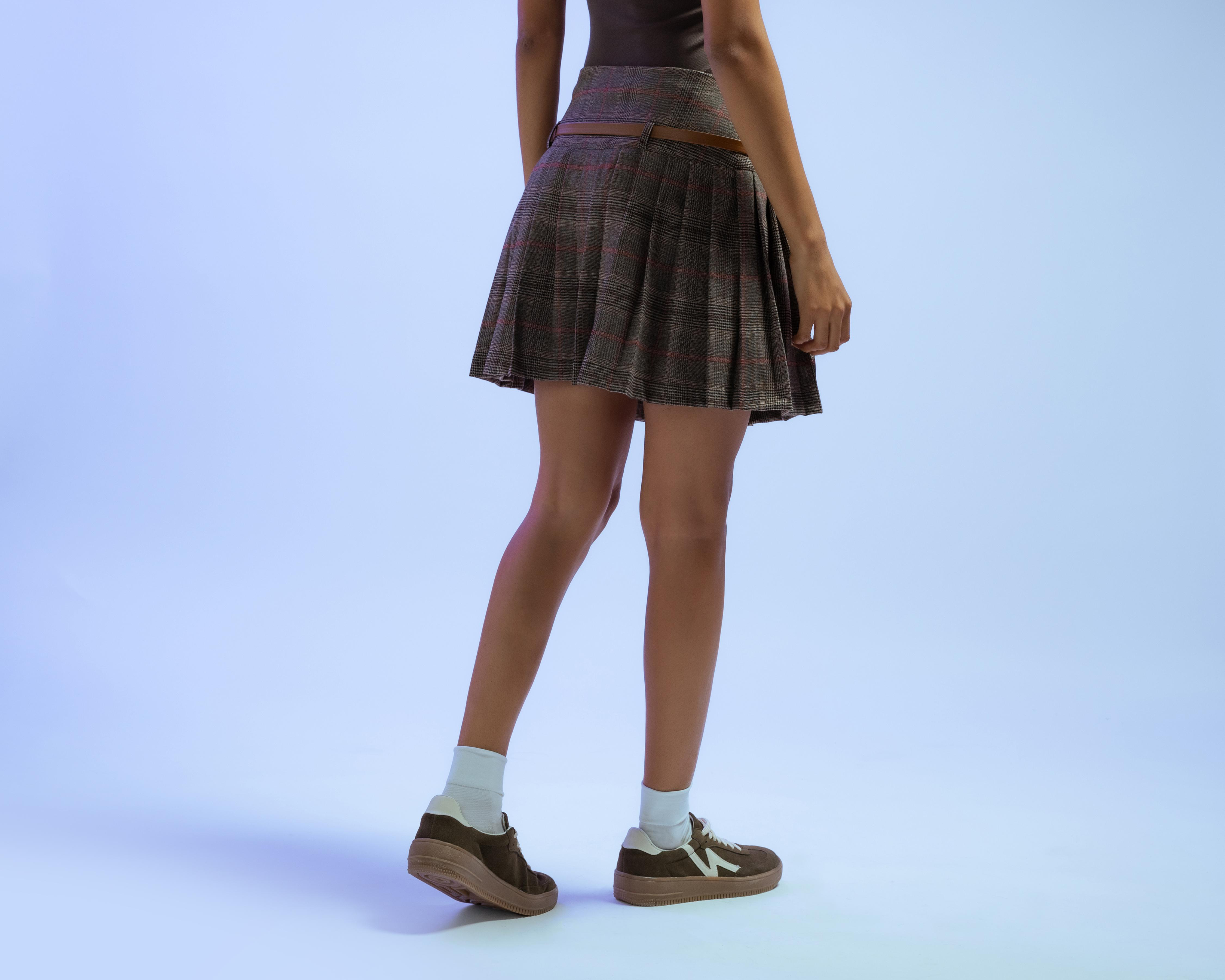 Foto 4 pulgar | Falda Corta Strona con Cinturón para Mujer